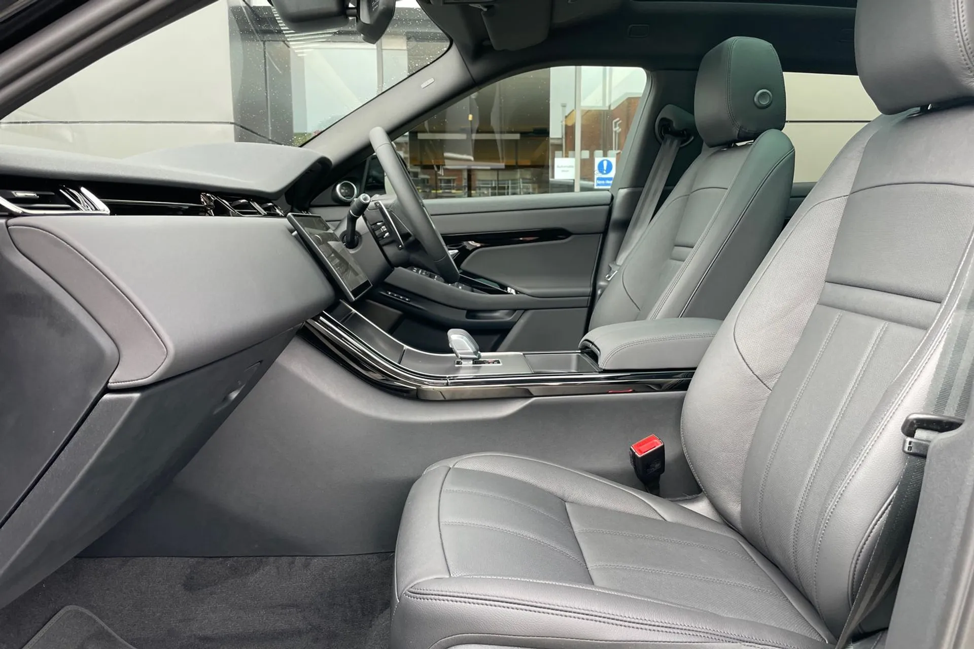 LAND ROVER RANGE ROVER EVOQUE thumbnail image number 50