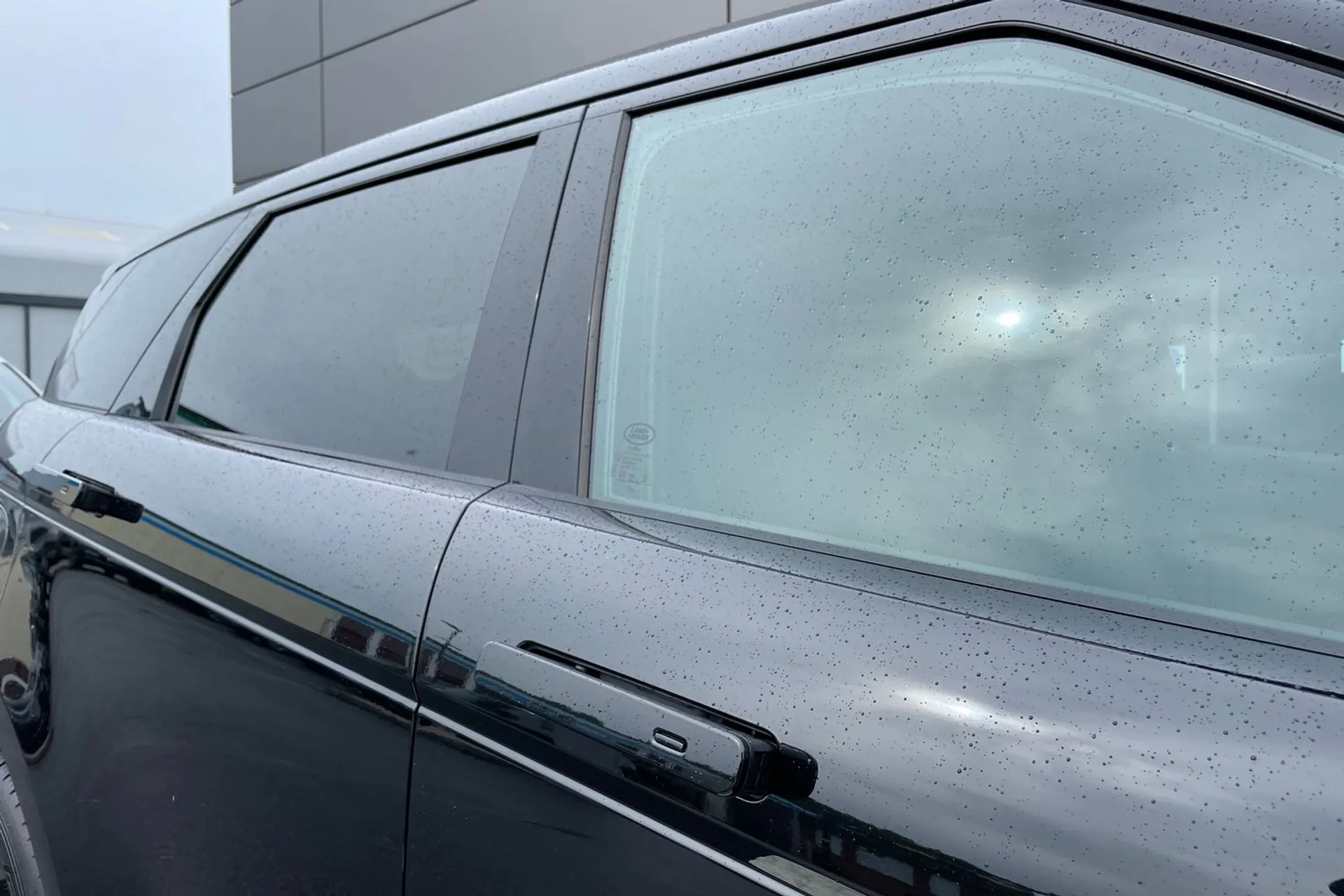 LAND ROVER RANGE ROVER EVOQUE thumbnail image number 34