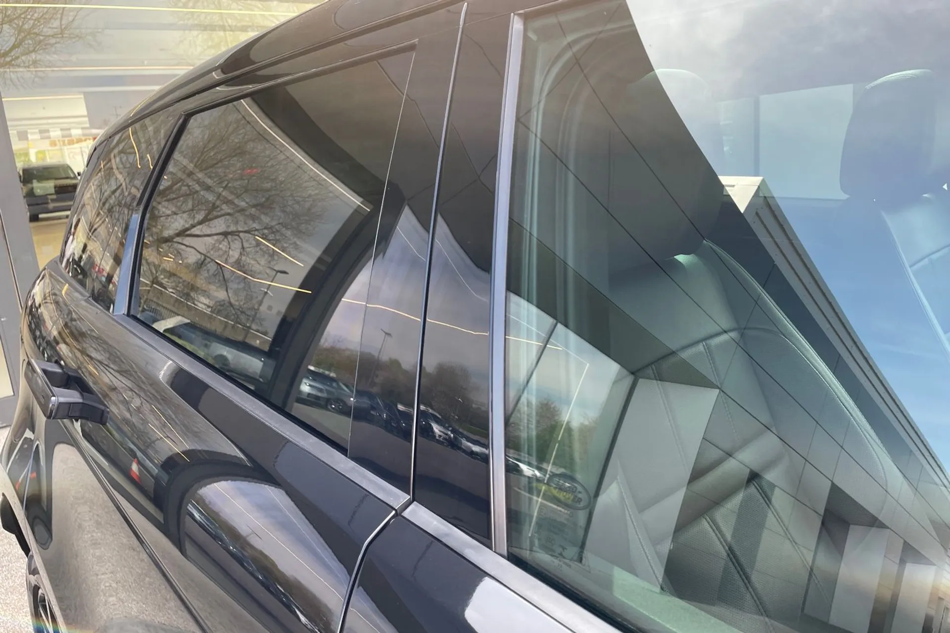 LAND ROVER RANGE ROVER EVOQUE thumbnail image number 25