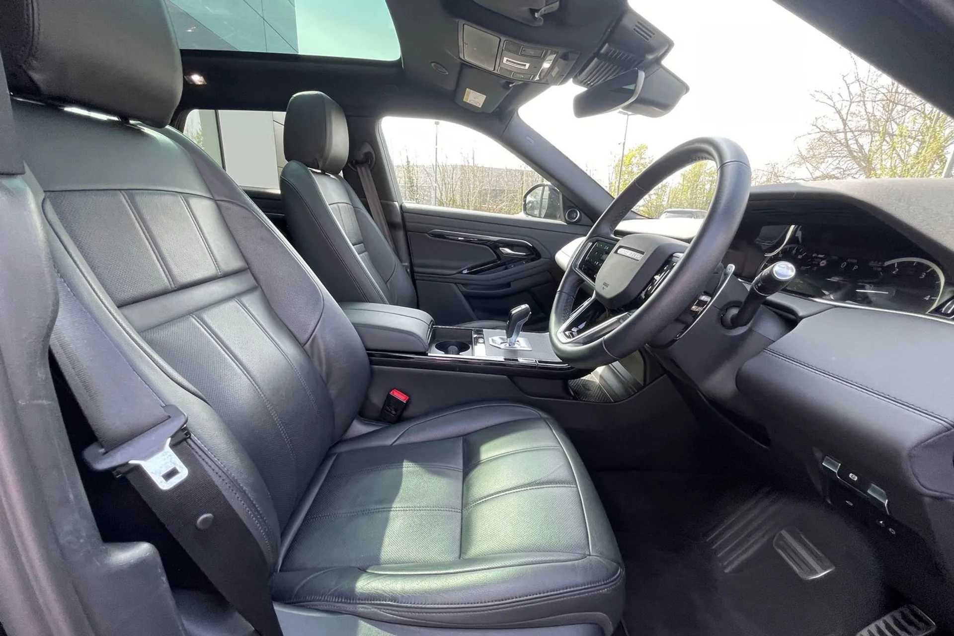 LAND ROVER RANGE ROVER EVOQUE thumbnail image number 9