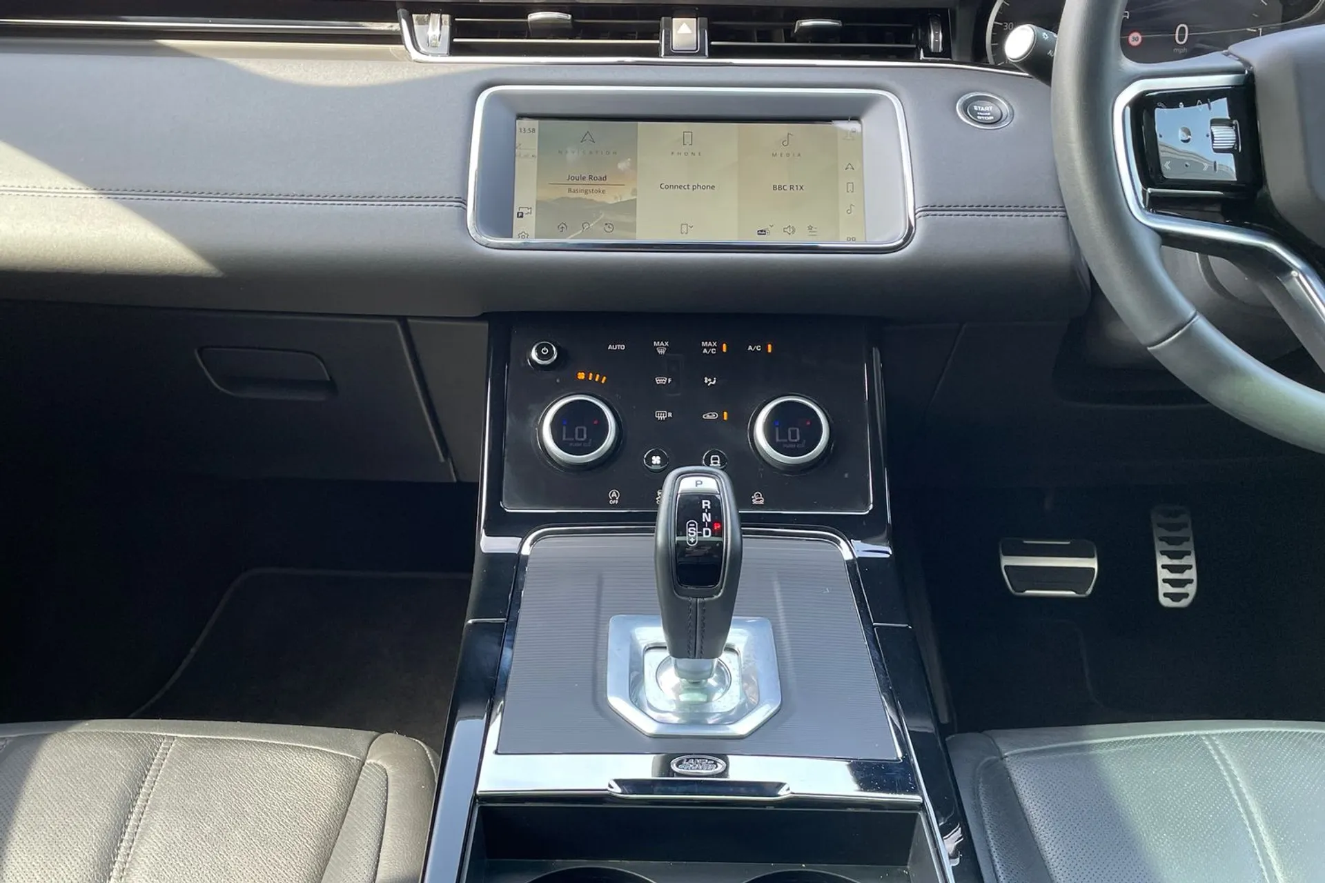 LAND ROVER RANGE ROVER EVOQUE thumbnail image number 15