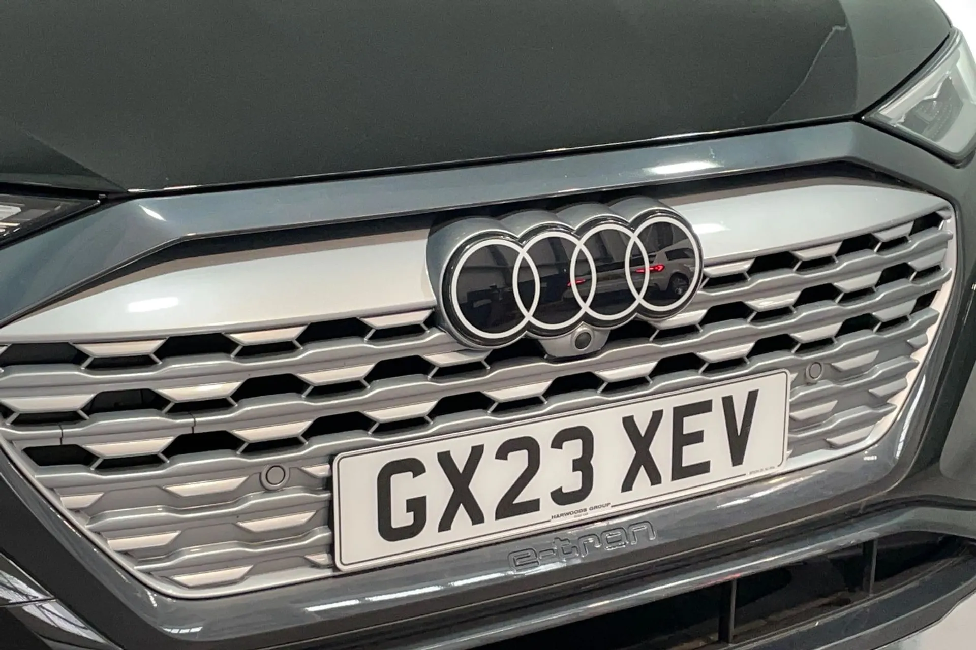 Audi Q8 thumbnail image number 54