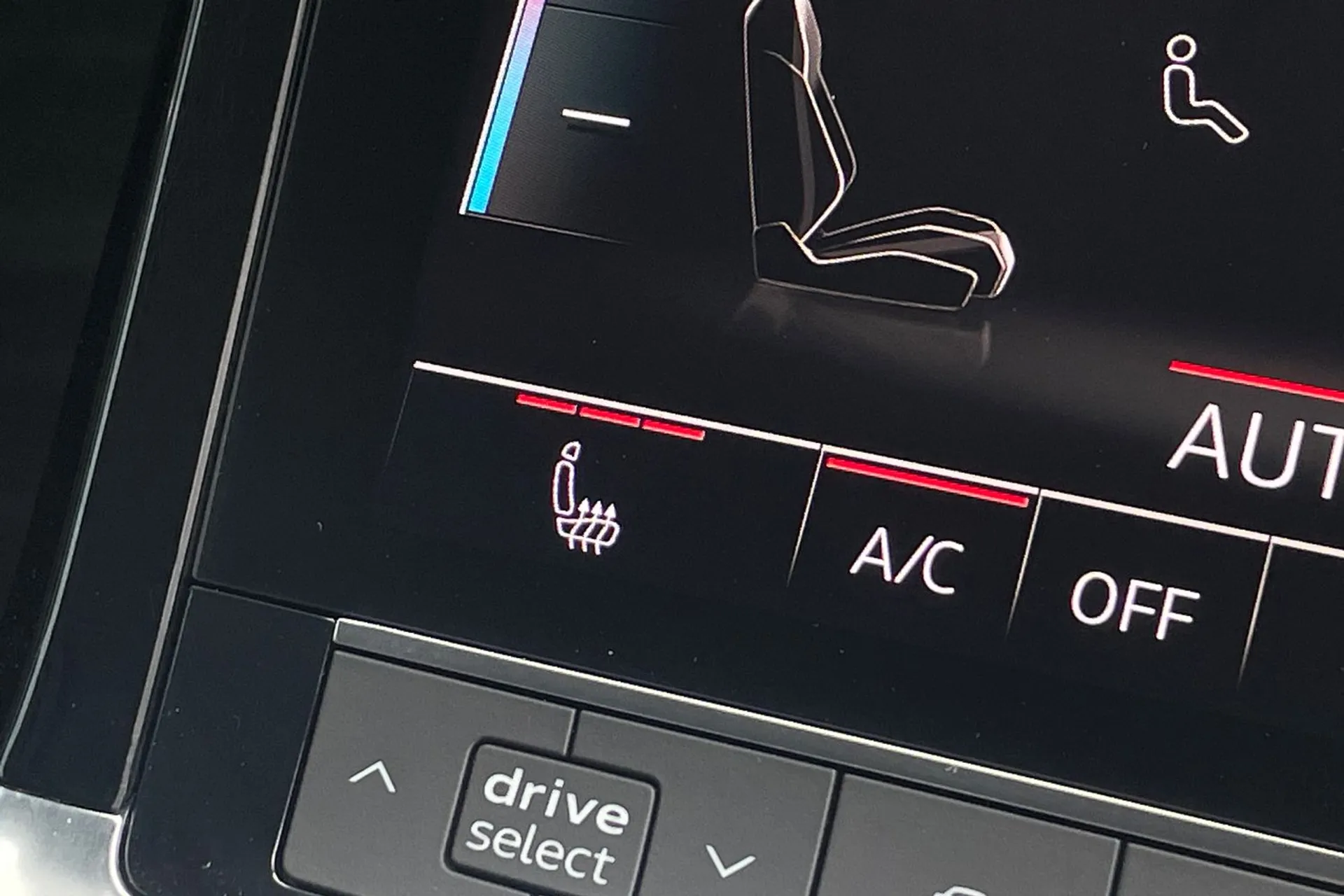 Audi Q8 thumbnail image number 53
