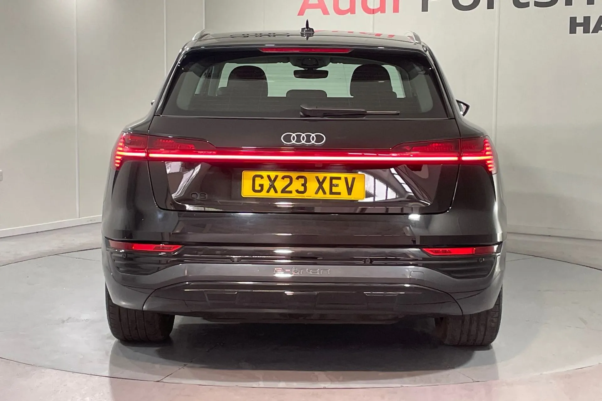 Audi Q8 thumbnail image number 7