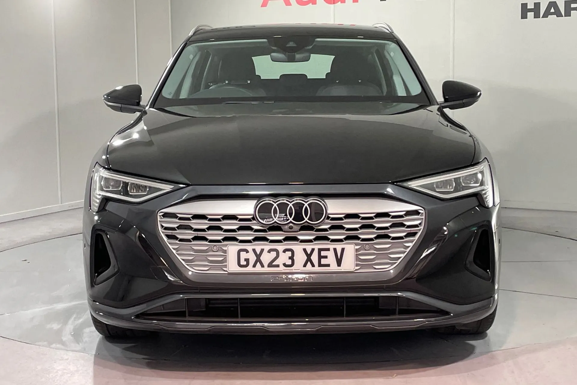 Audi Q8 thumbnail image number 6