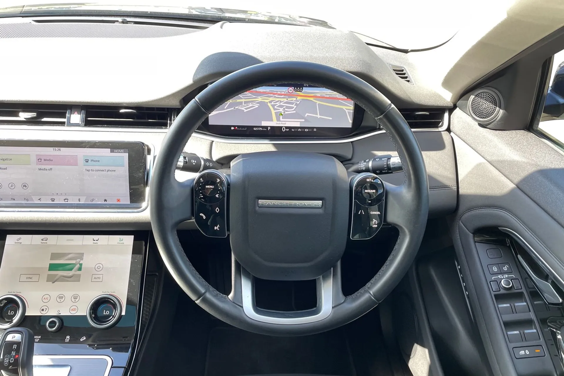 LAND ROVER RANGE ROVER EVOQUE thumbnail image number 12