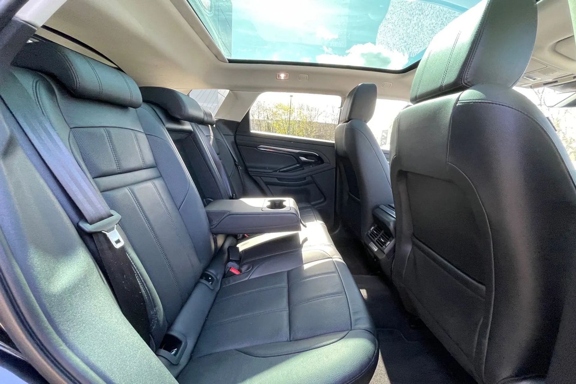 LAND ROVER RANGE ROVER EVOQUE thumbnail image number 42