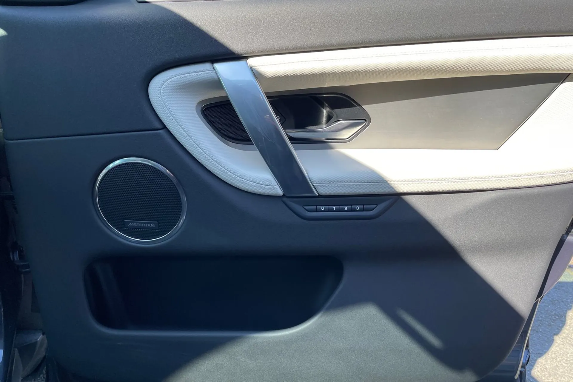 LAND ROVER DISCOVERY SPORT thumbnail image number 55