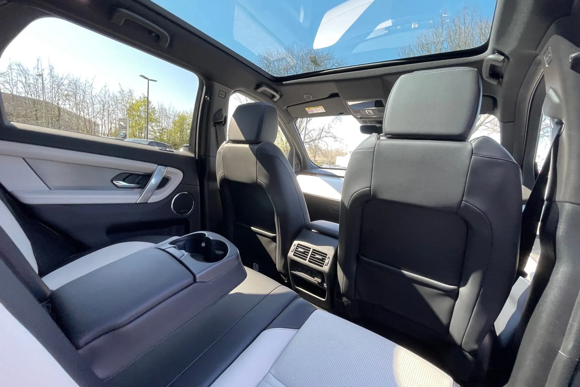 LAND ROVER DISCOVERY SPORT thumbnail image number 46
