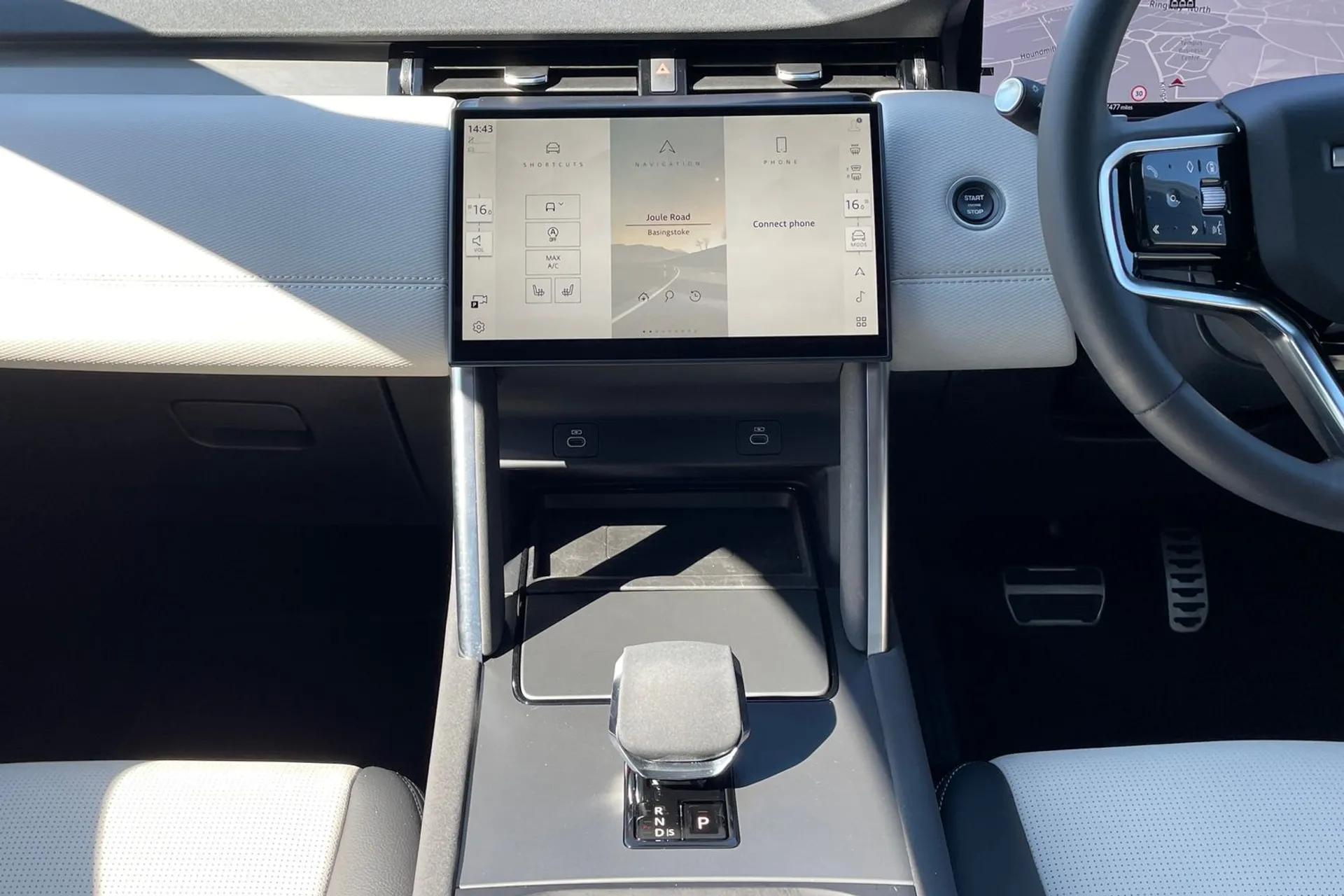 LAND ROVER DISCOVERY SPORT thumbnail image number 15