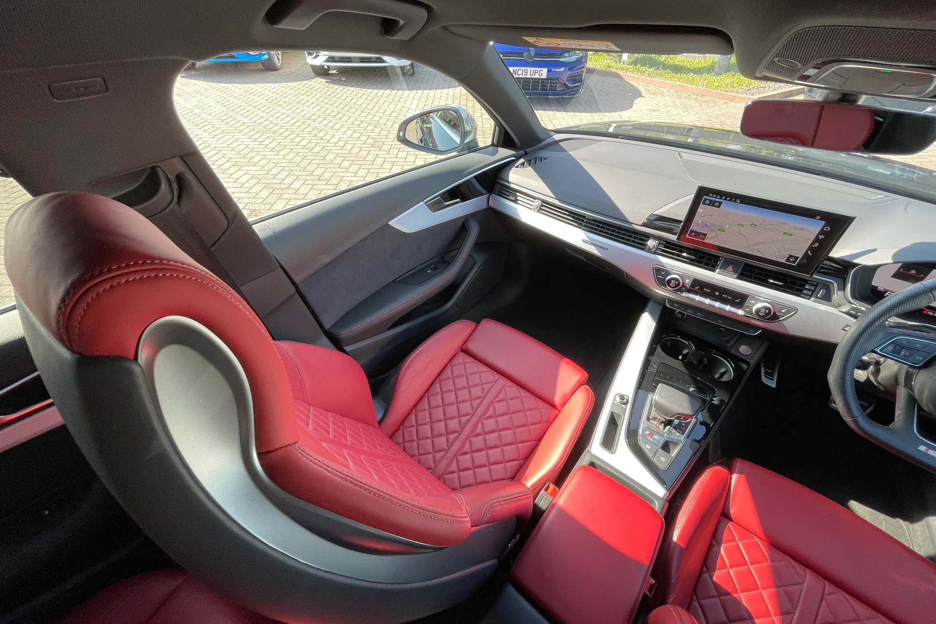 Audi A4 thumbnail image number 39