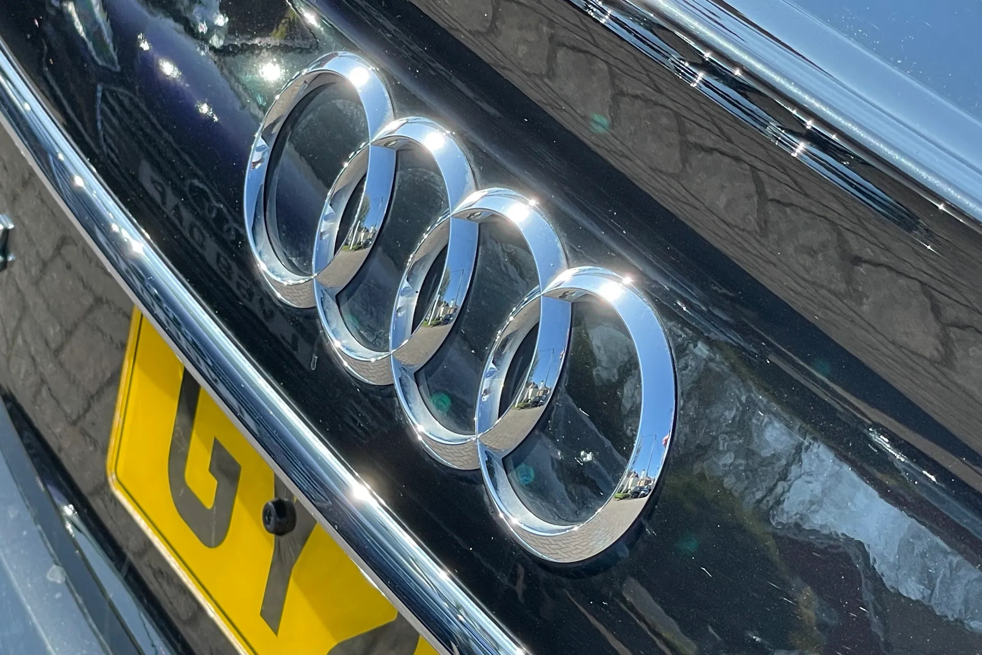 Audi A4 thumbnail image number 31