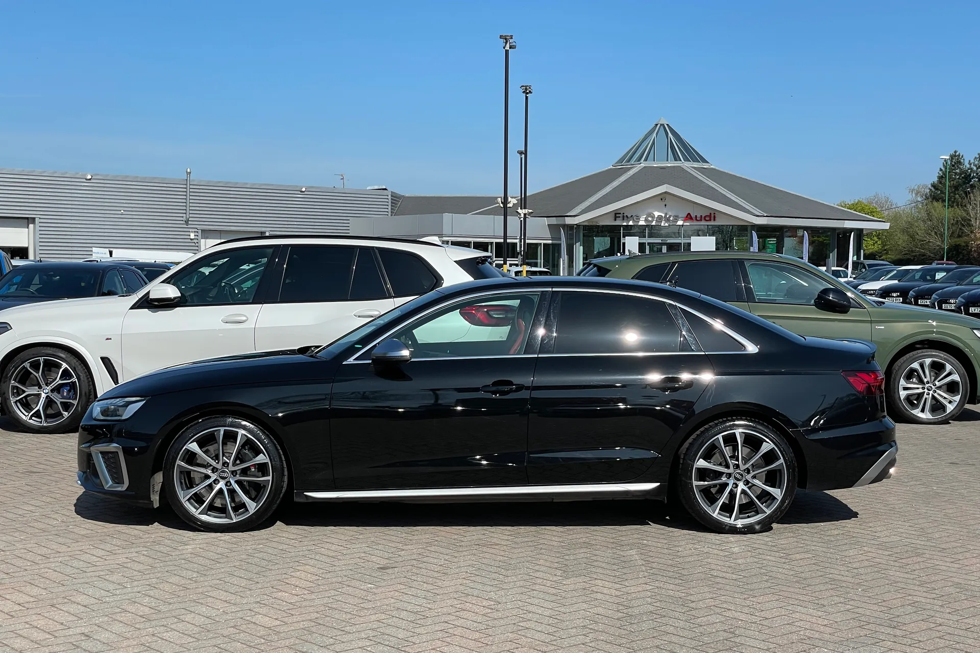 Audi A4 thumbnail image number 47