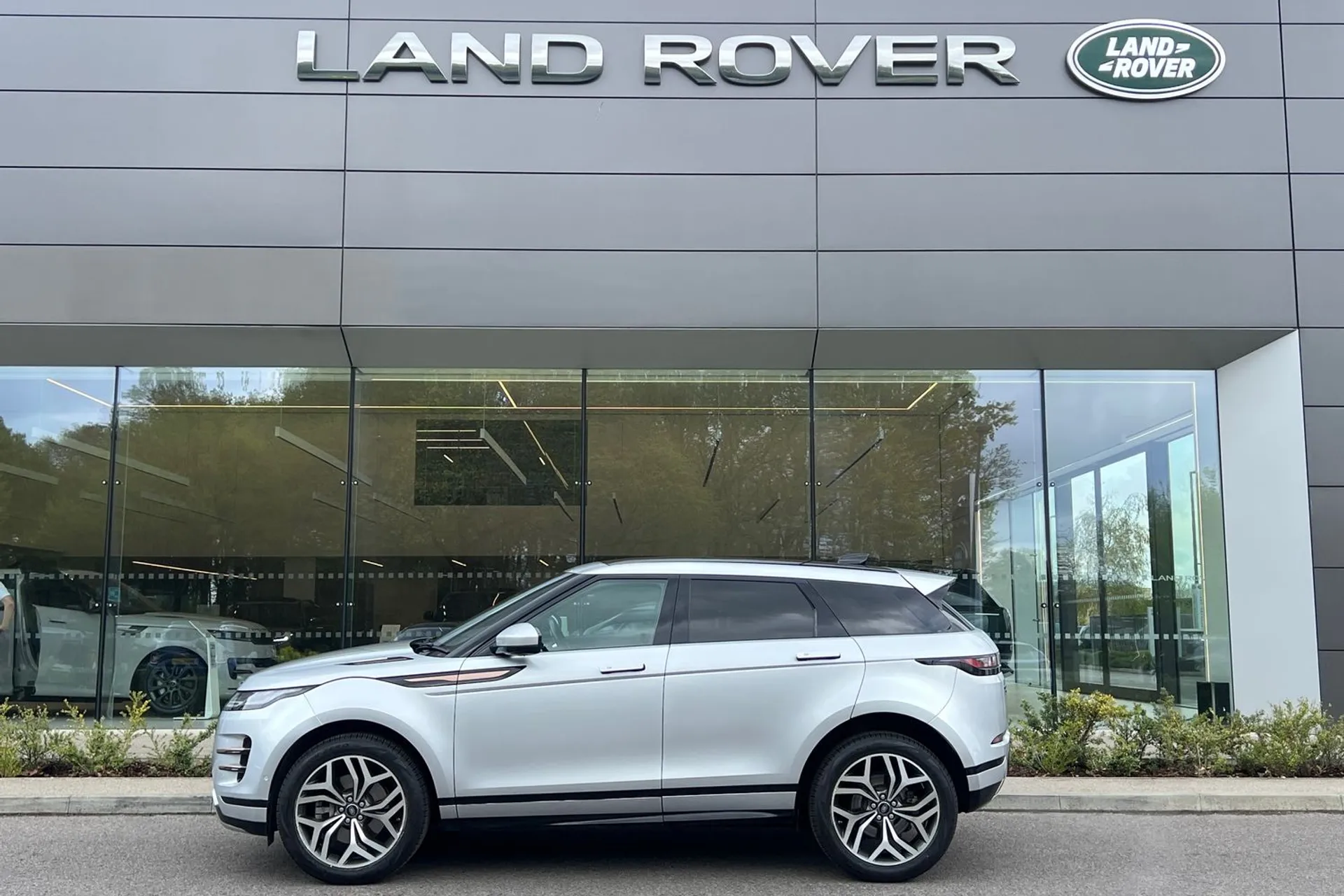 LAND ROVER RANGE ROVER EVOQUE thumbnail image number 7