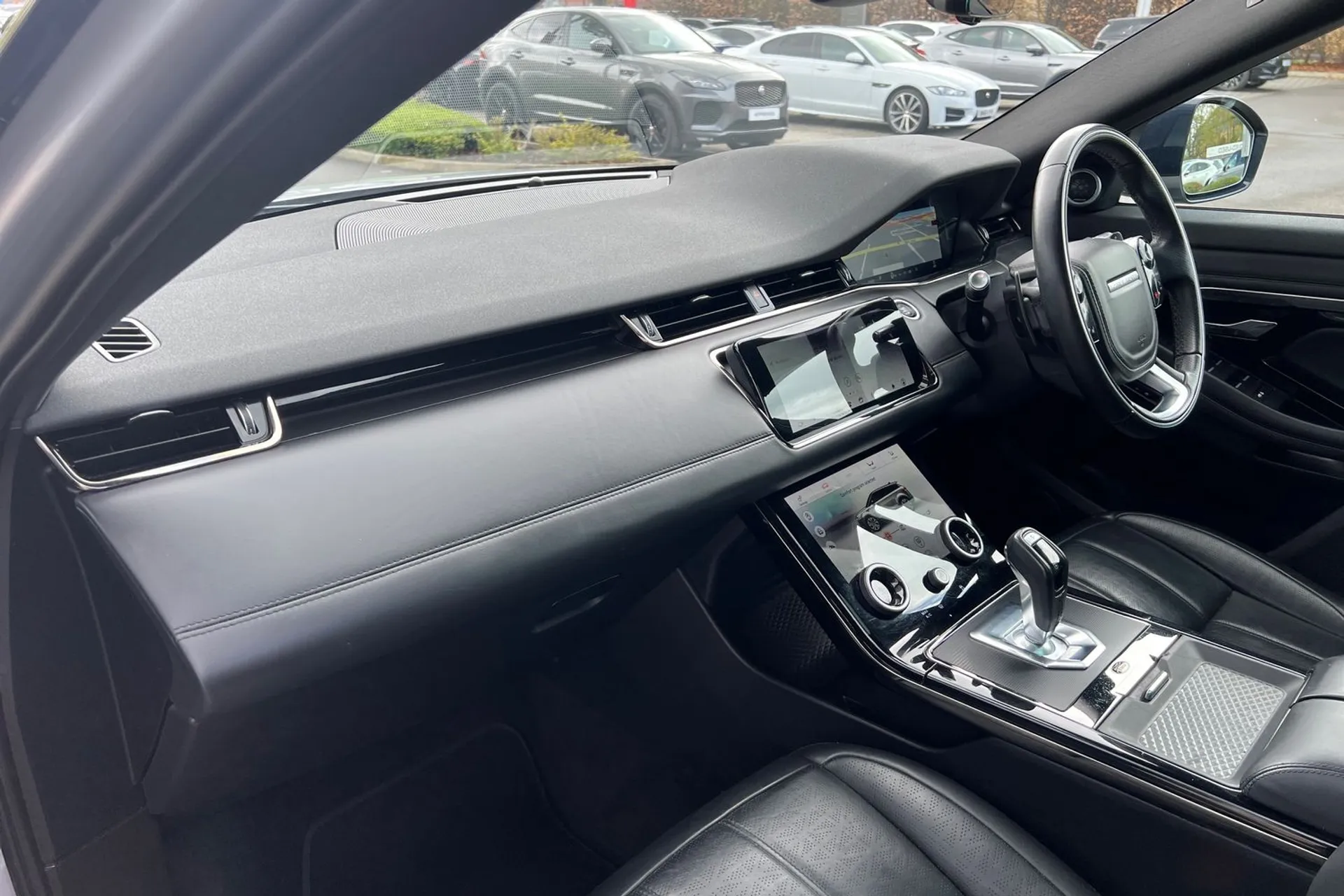 LAND ROVER RANGE ROVER EVOQUE thumbnail image number 41