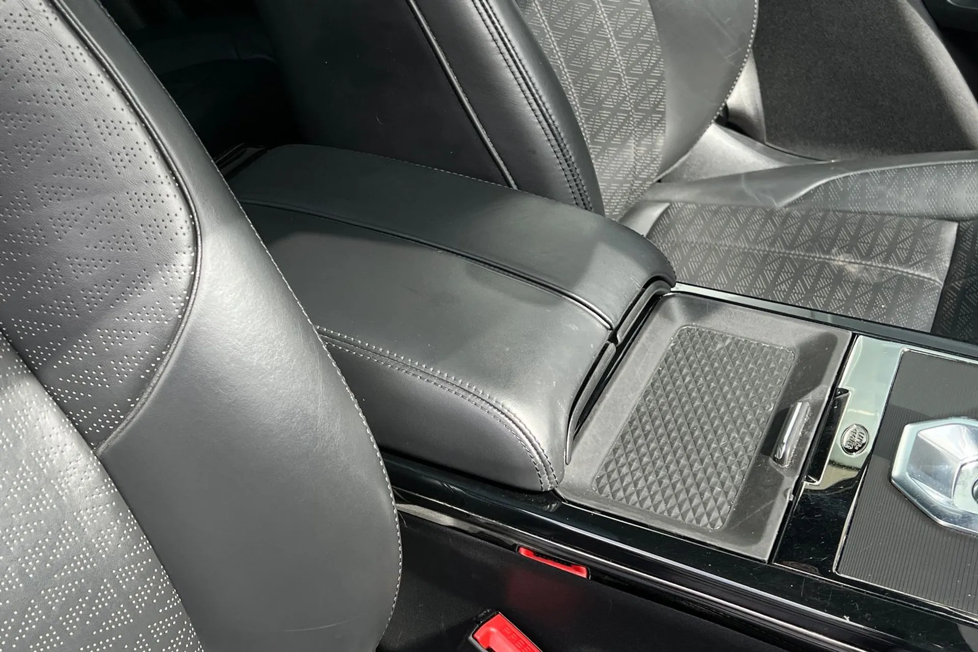 LAND ROVER RANGE ROVER EVOQUE thumbnail image number 55