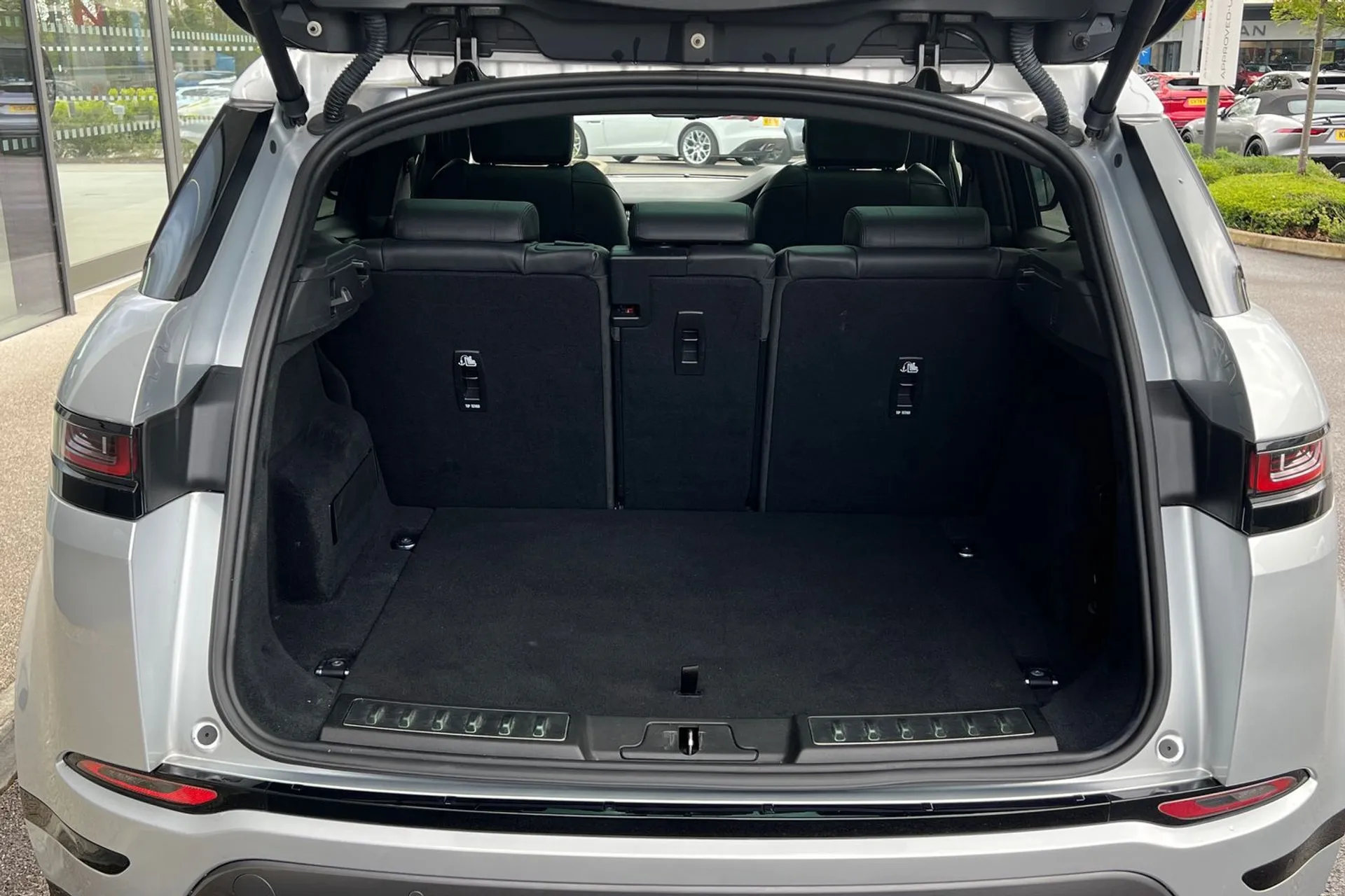 LAND ROVER RANGE ROVER EVOQUE thumbnail image number 31