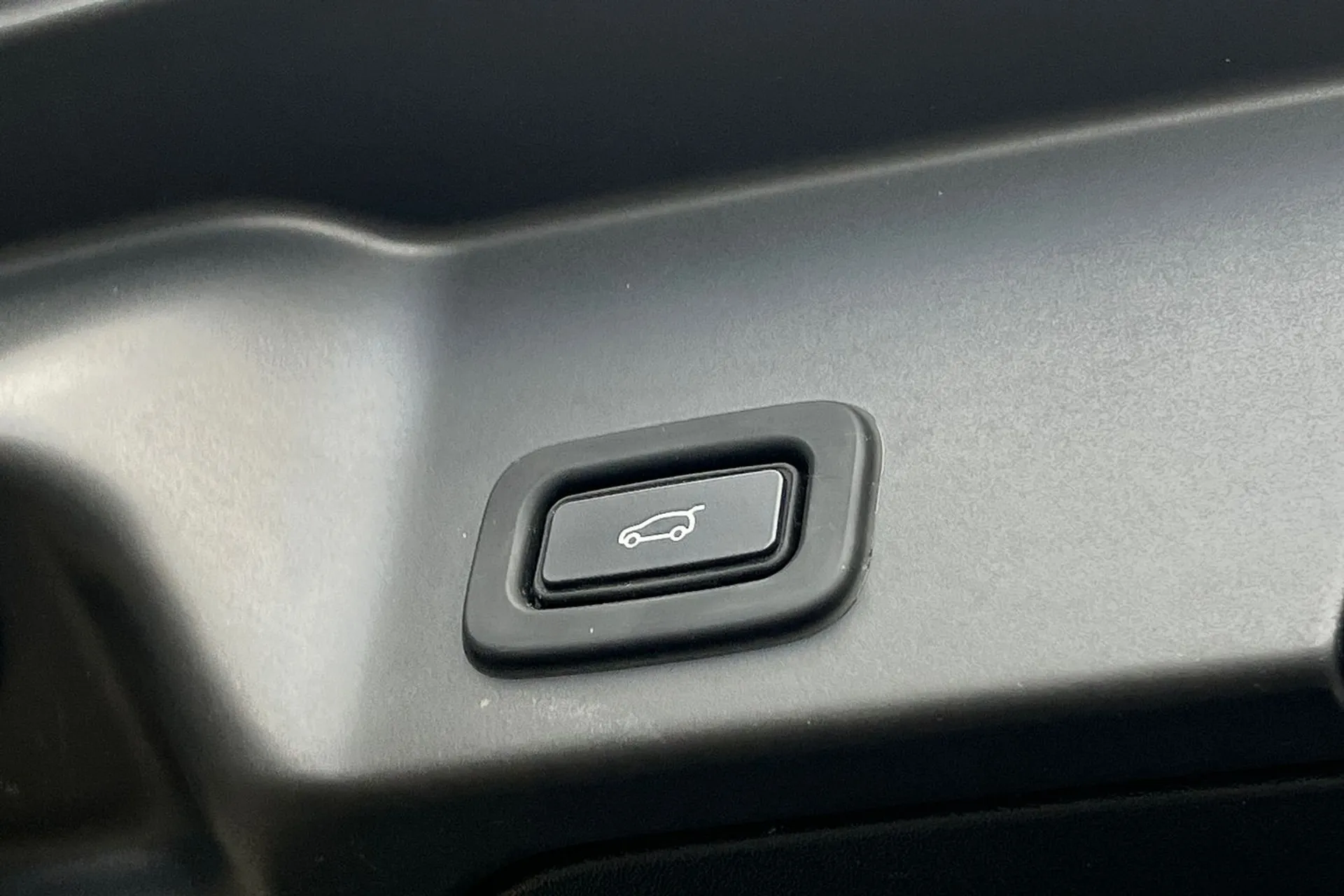 LAND ROVER RANGE ROVER EVOQUE thumbnail image number 30