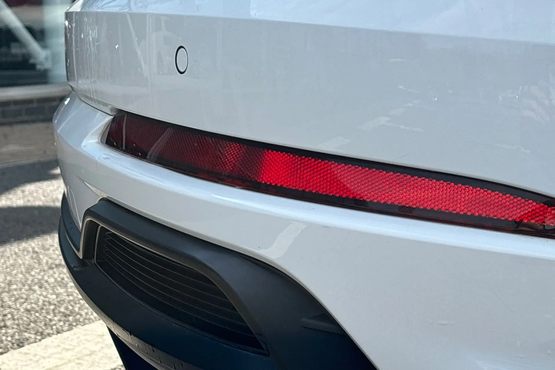 Audi Q3 thumbnail image number 16