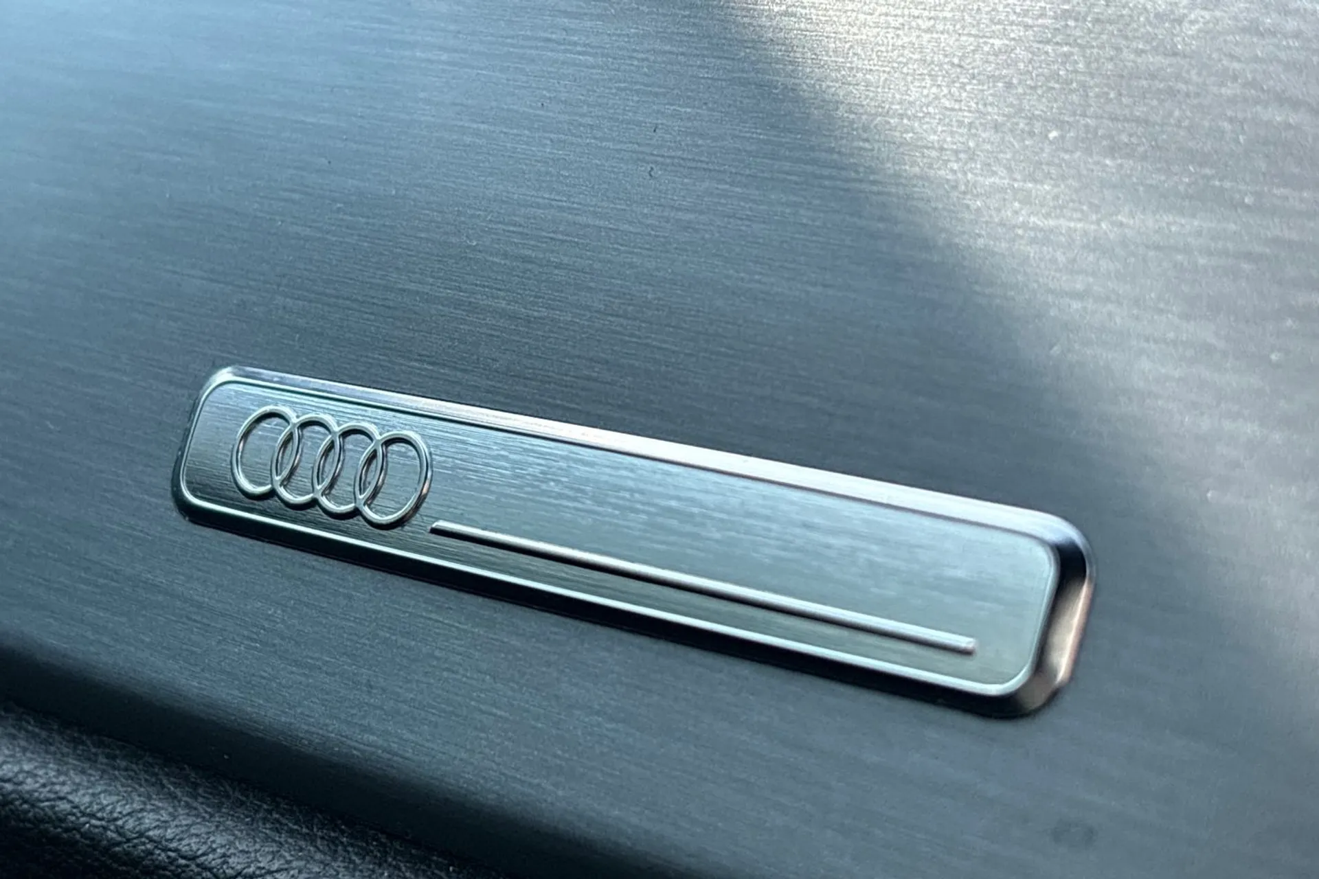 Audi Q3 thumbnail image number 44