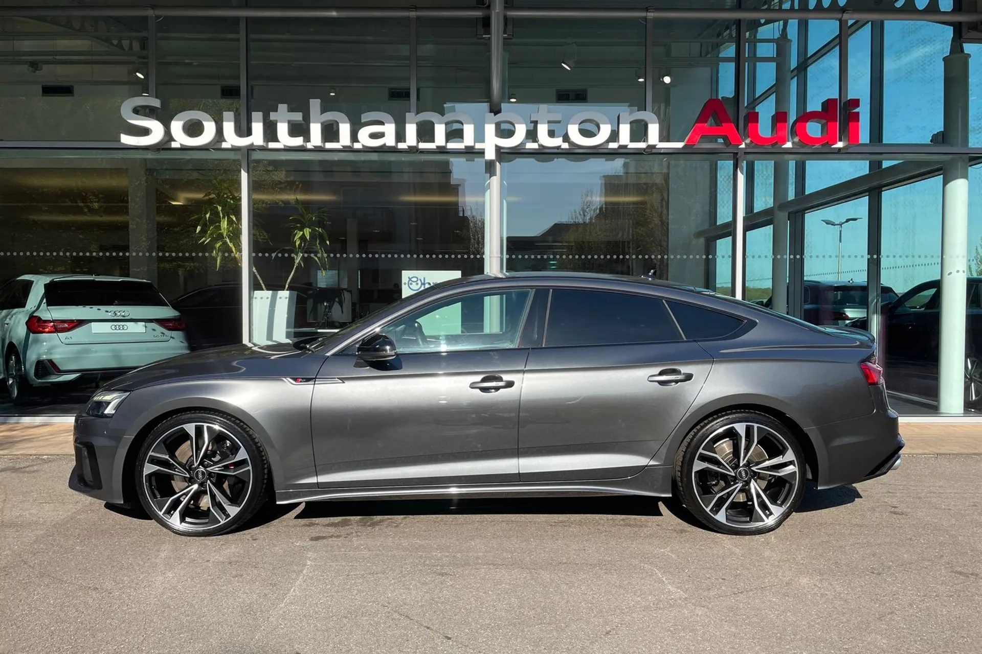 Audi A5 thumbnail image number 8