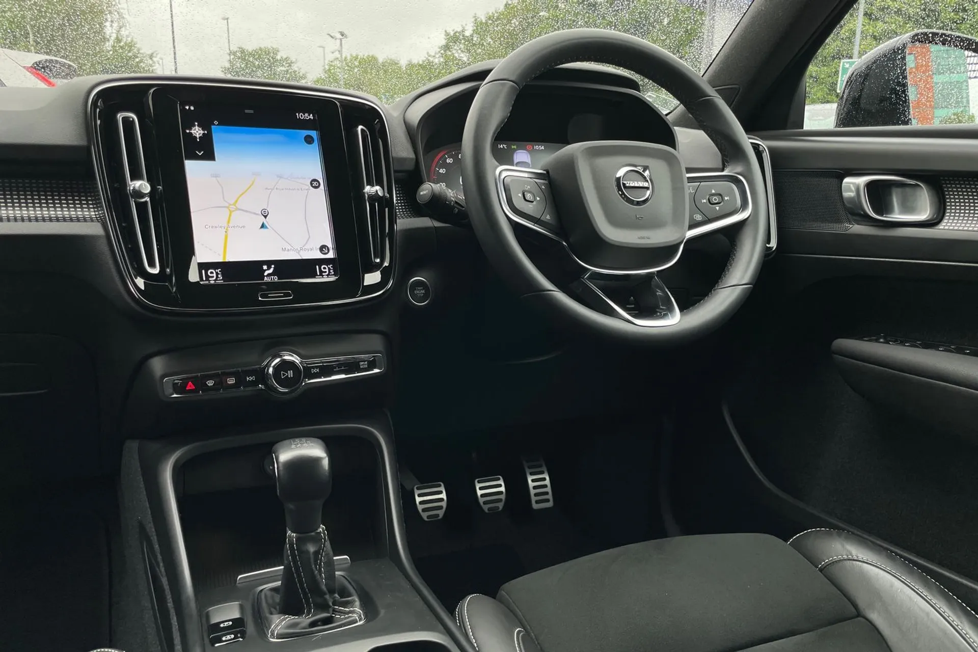 Volvo XC40 thumbnail image number 34
