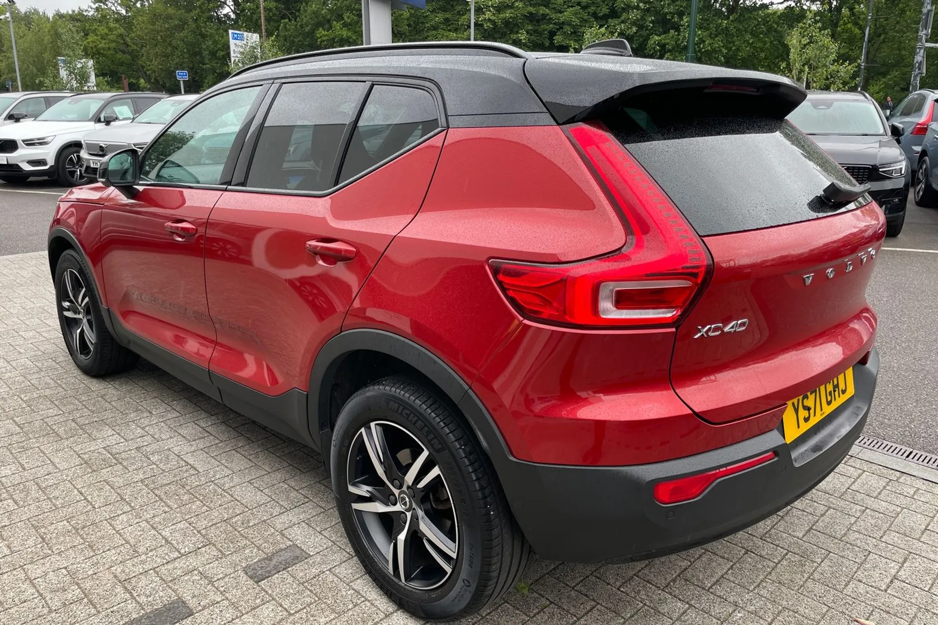 Volvo XC40 thumbnail image number 9