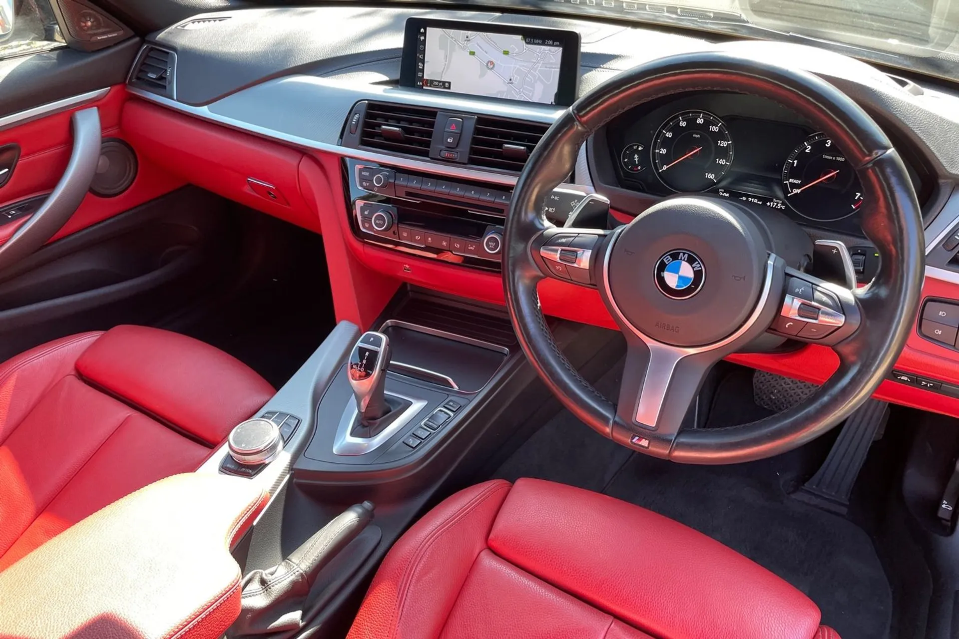 BMW 4 SERIES thumbnail image number 27