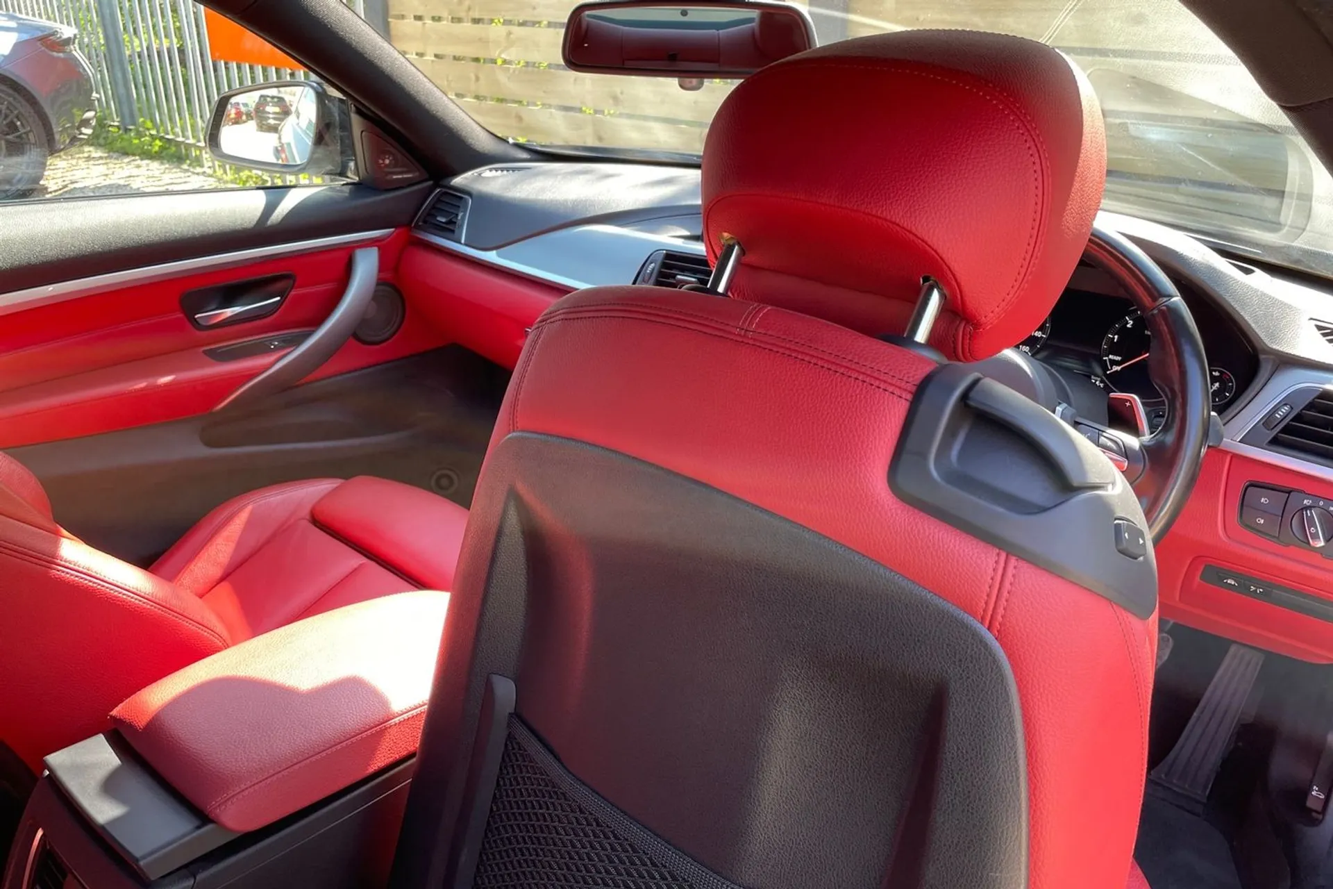 BMW 4 SERIES thumbnail image number 24