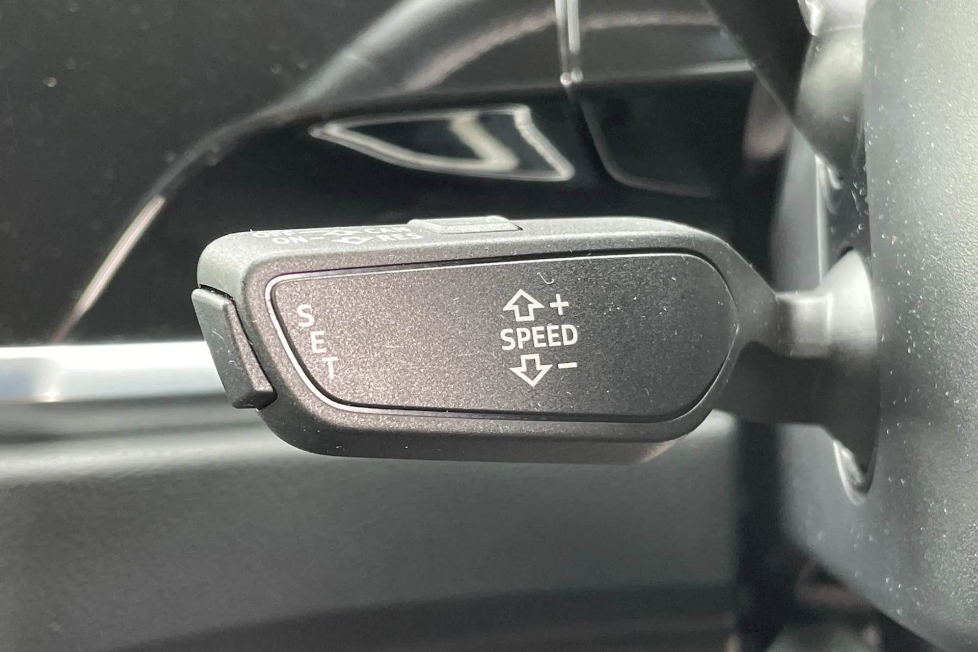 Audi Q3 thumbnail image number 13