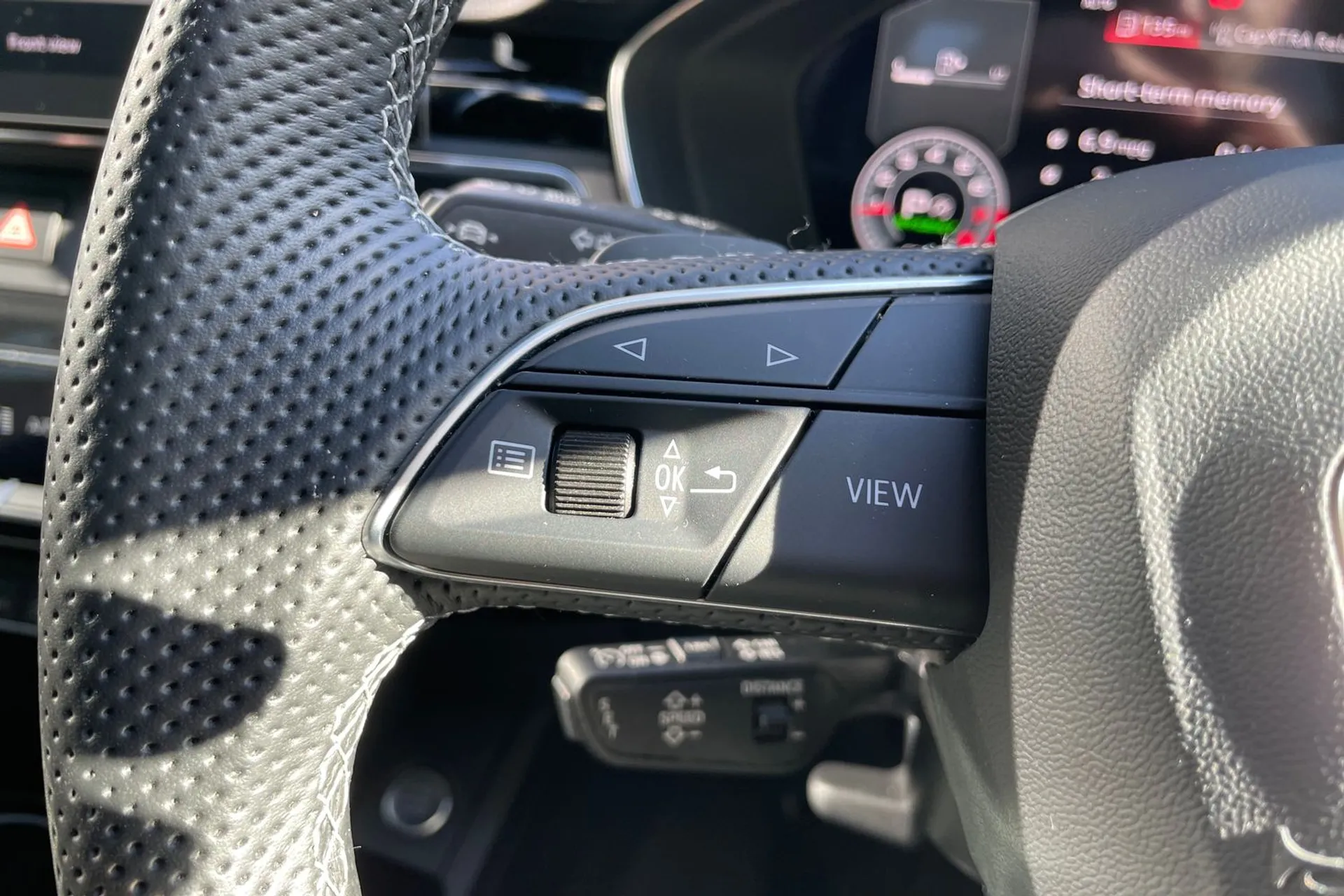 Audi A5 thumbnail image number 35