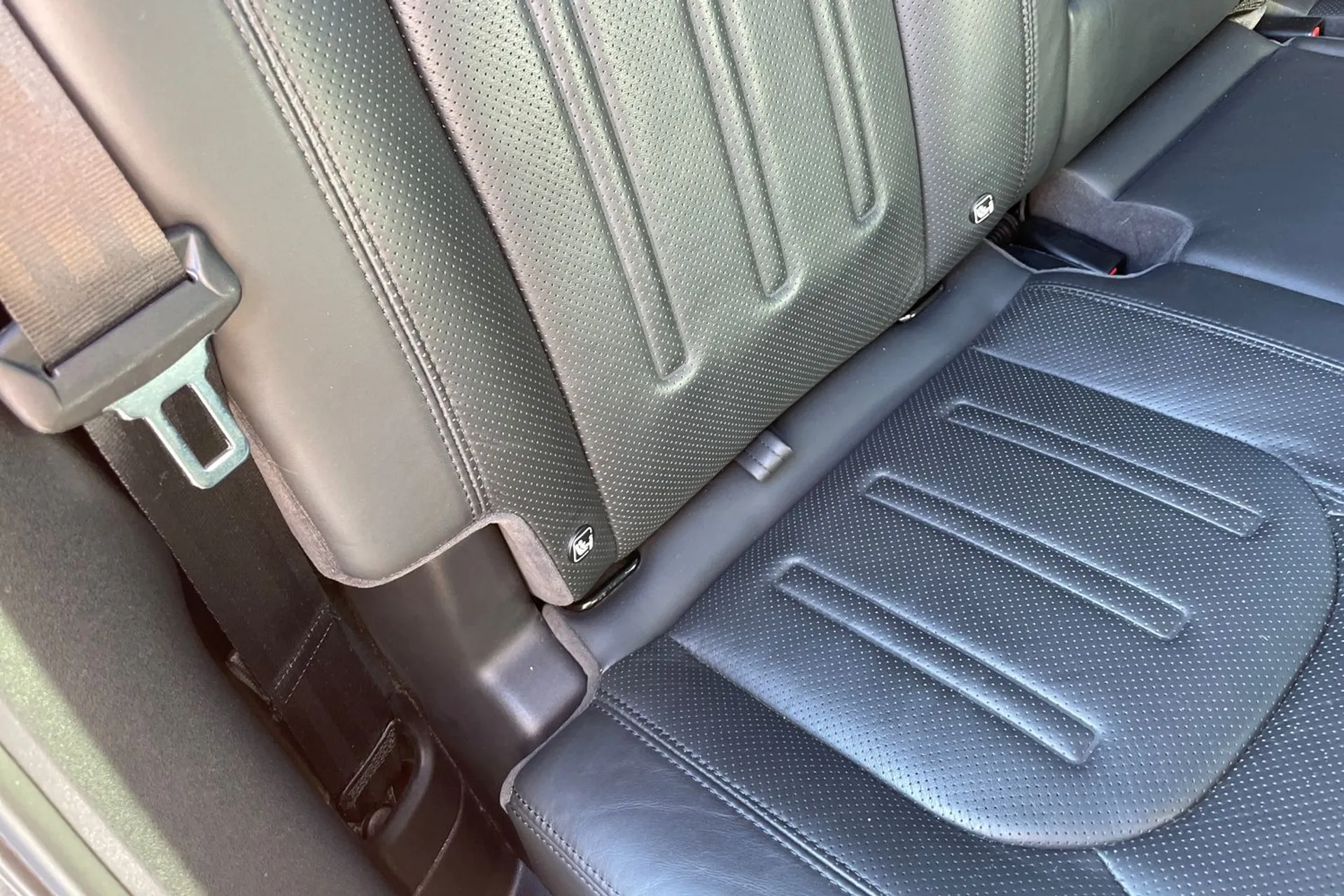 LAND ROVER DEFENDER thumbnail image number 31