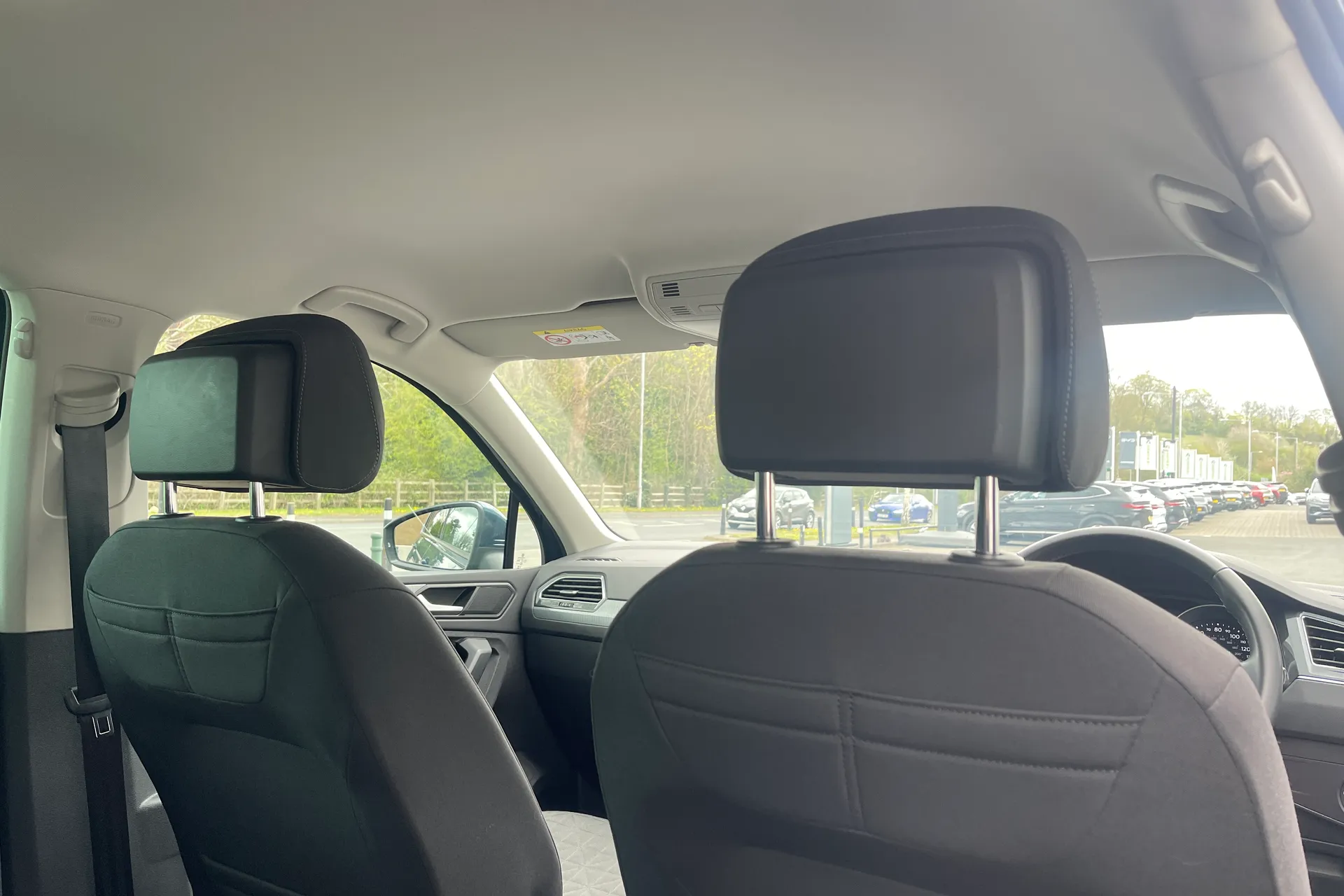 VOLKSWAGEN TIGUAN thumbnail image number 19
