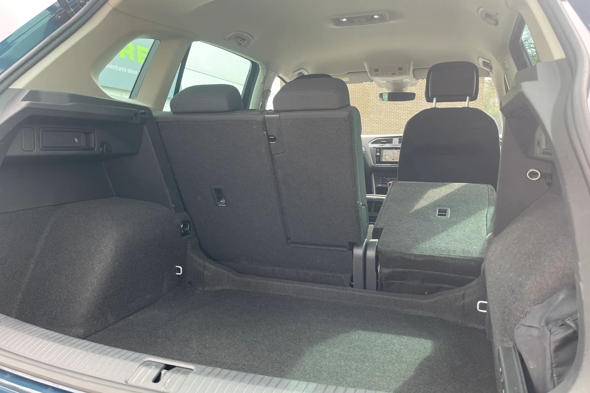VOLKSWAGEN TIGUAN thumbnail image number 34