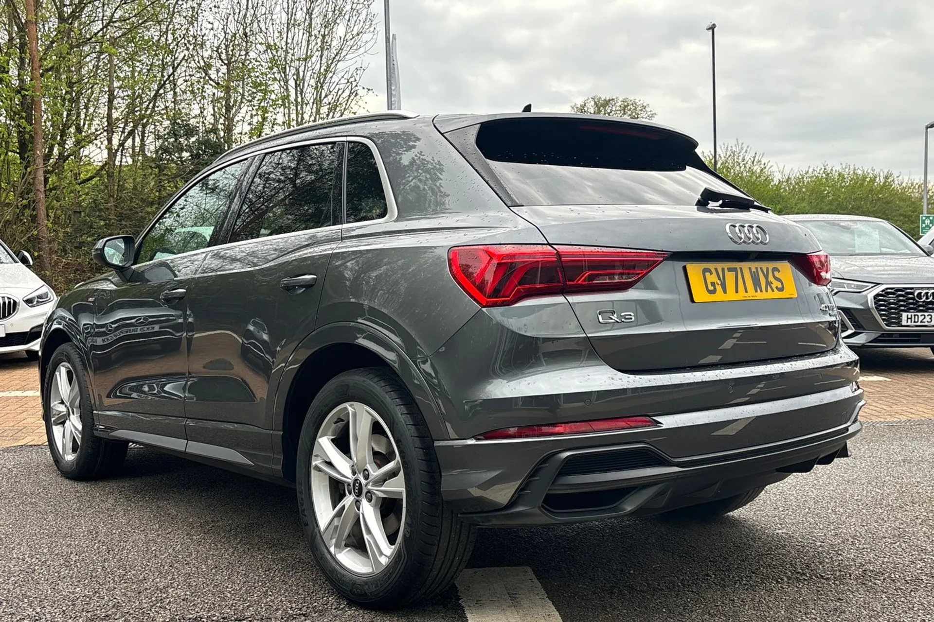 Audi Q3 thumbnail image number 8