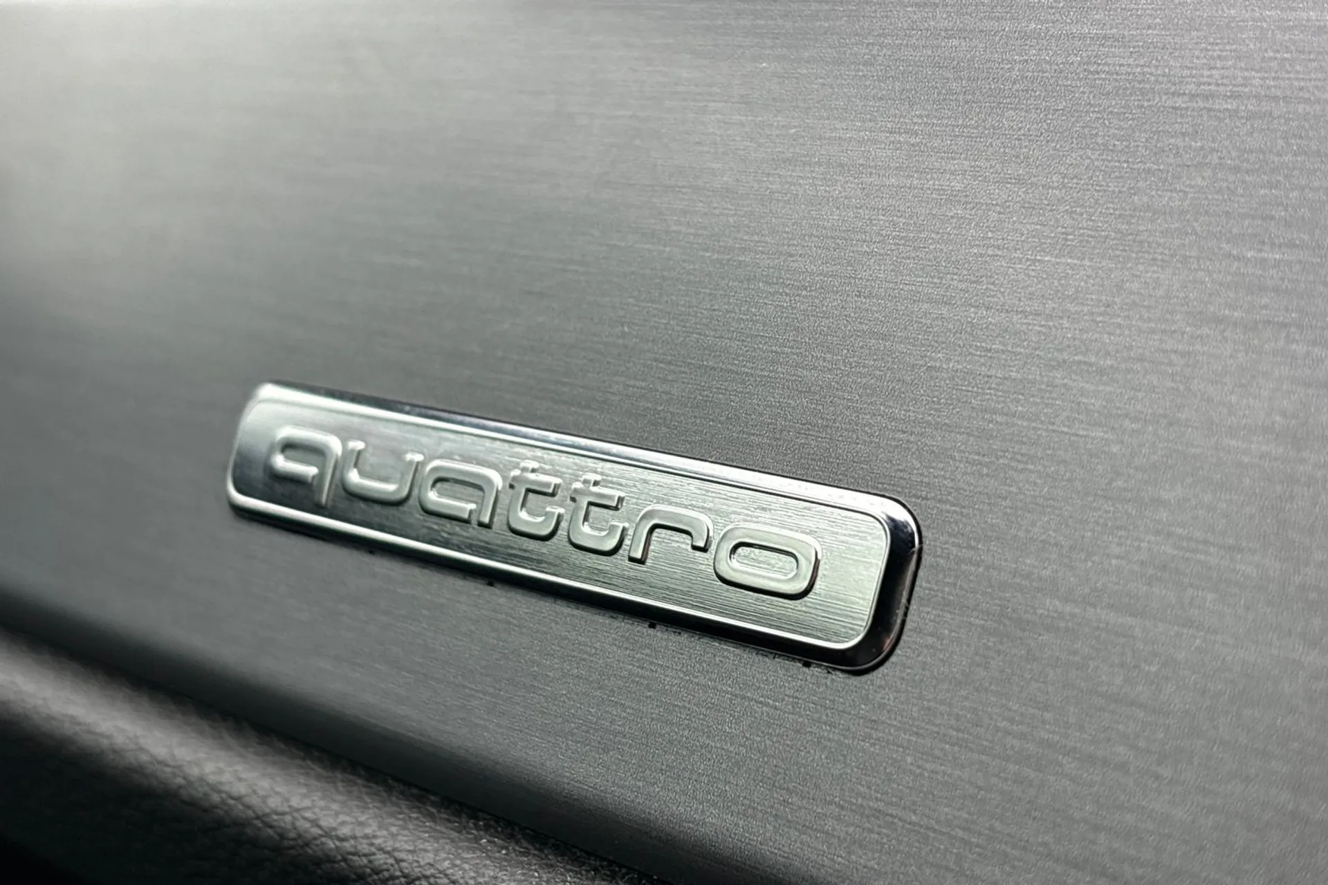 Audi Q3 thumbnail image number 45