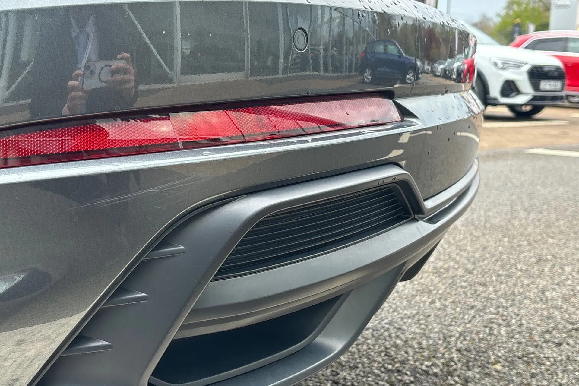Audi Q3 thumbnail image number 16