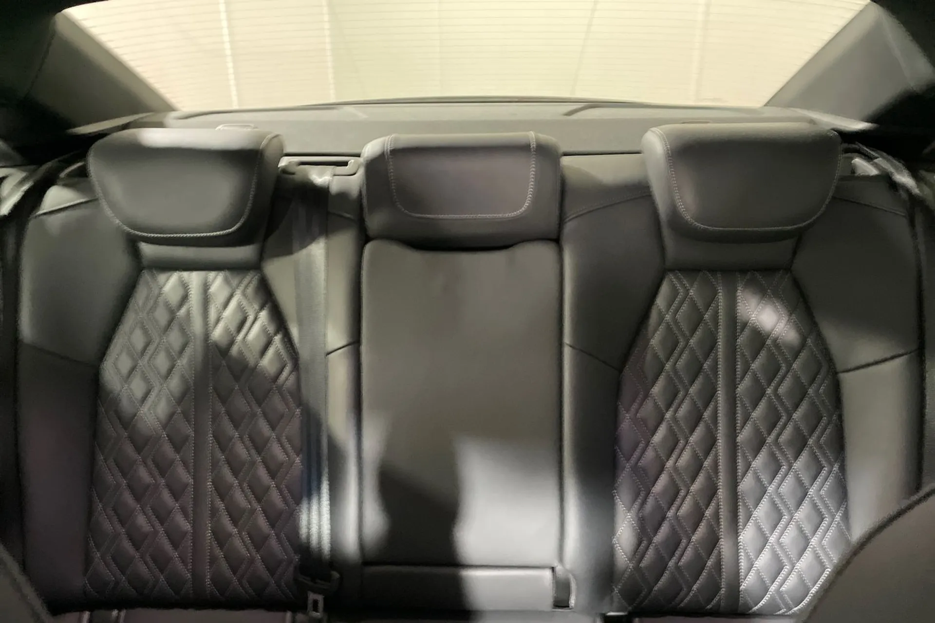 Audi A3 thumbnail image number 36