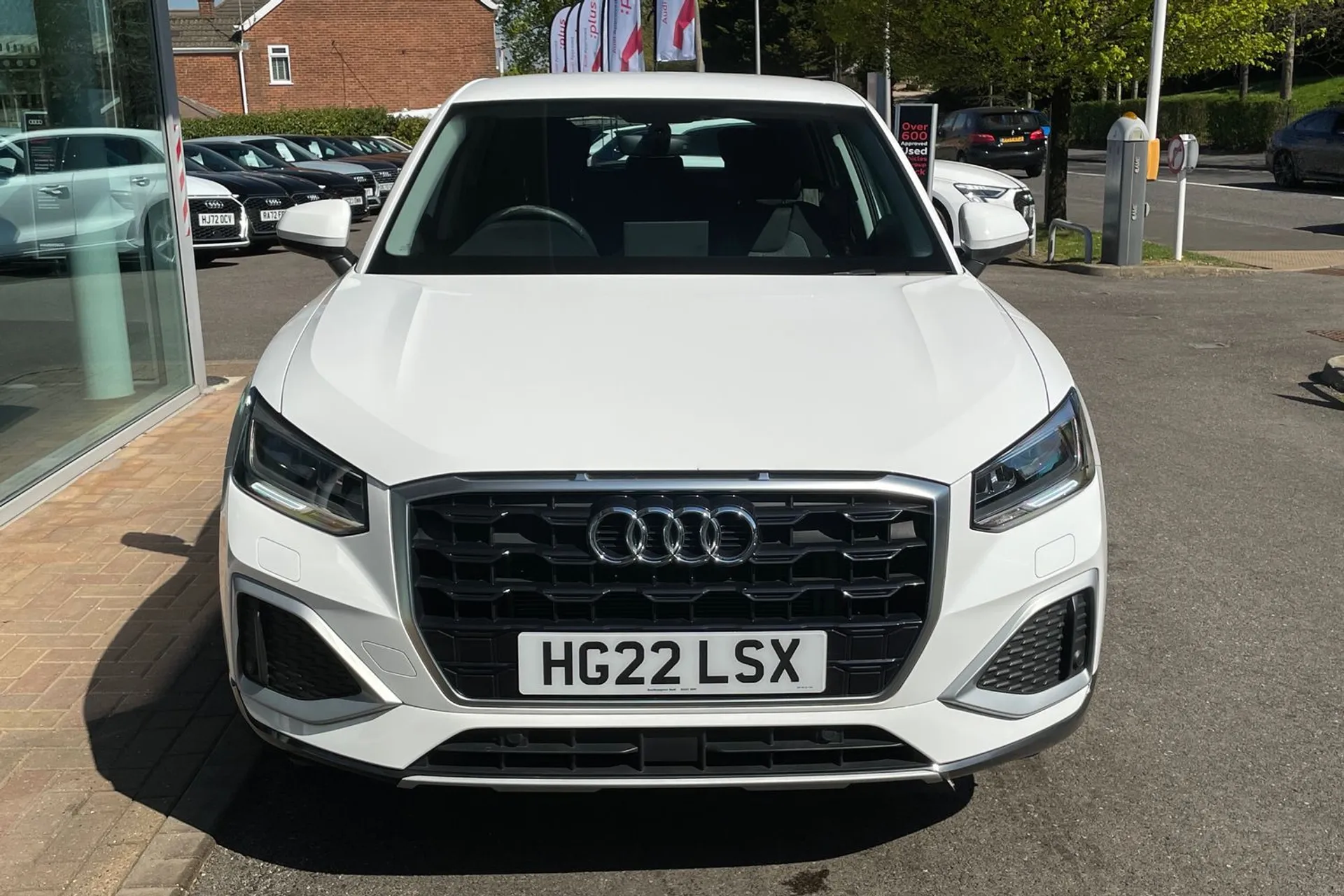 Audi Q2 thumbnail image number 10