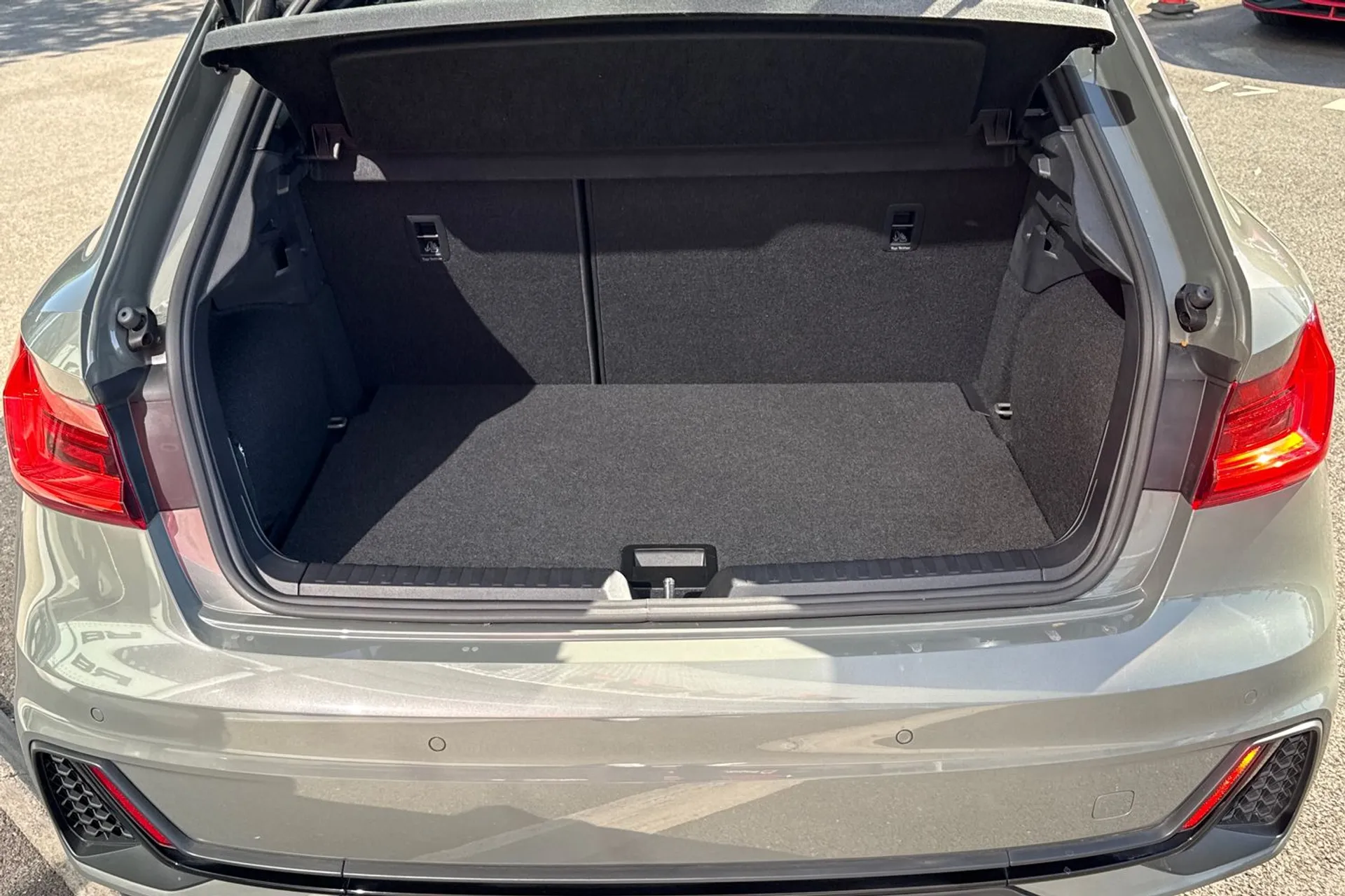 Audi A1 thumbnail image number 40