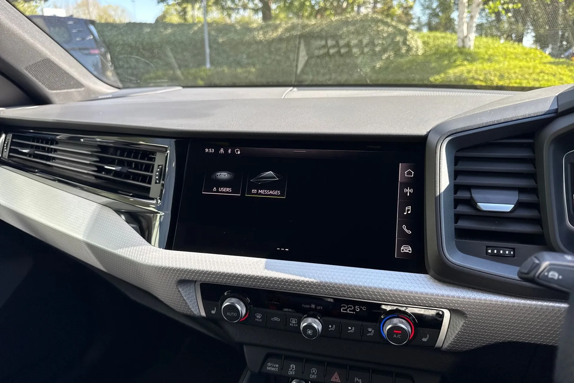 Audi A1 thumbnail image number 29