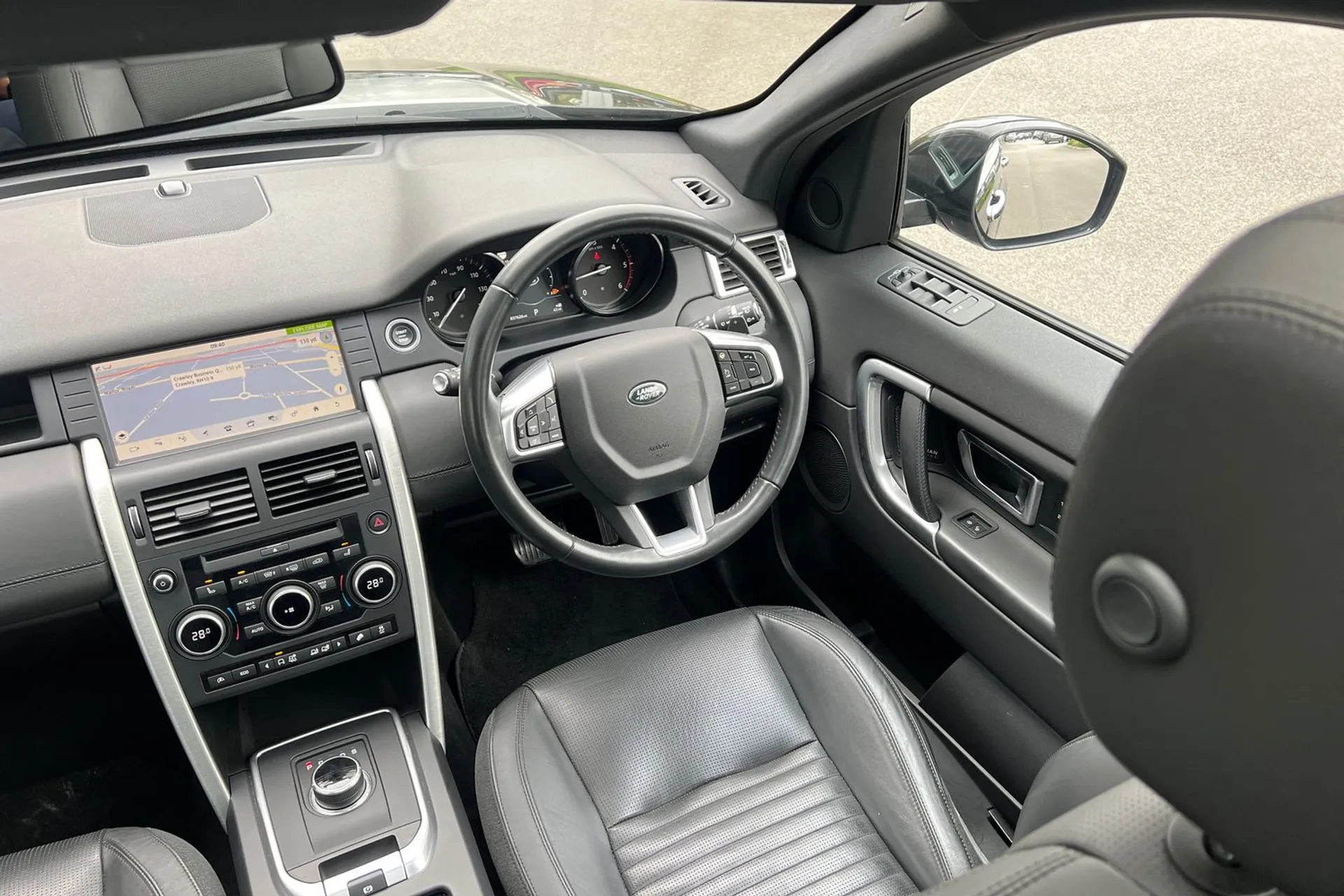 LAND ROVER DISCOVERY SPORT thumbnail image number 24