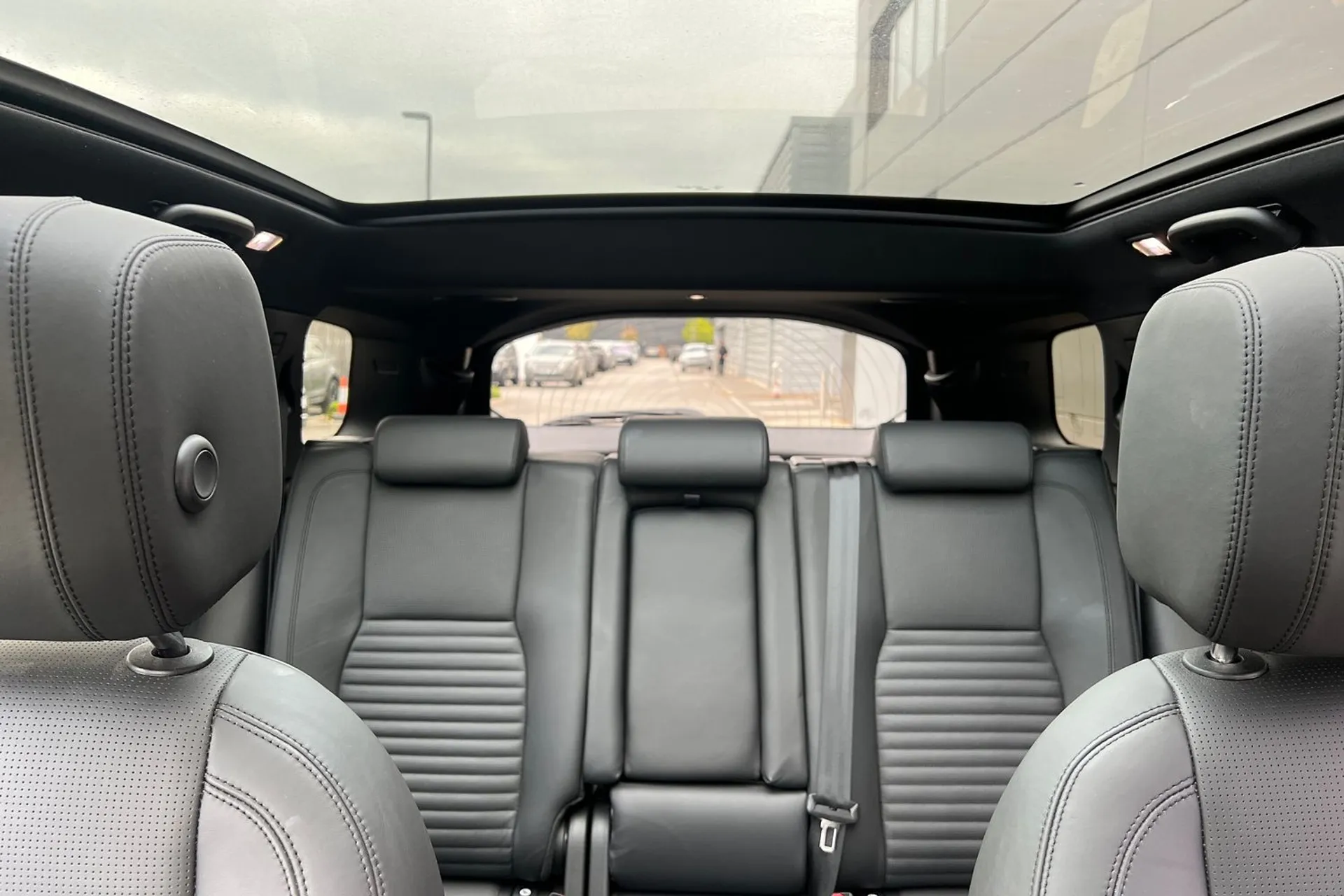 LAND ROVER DISCOVERY SPORT thumbnail image number 36