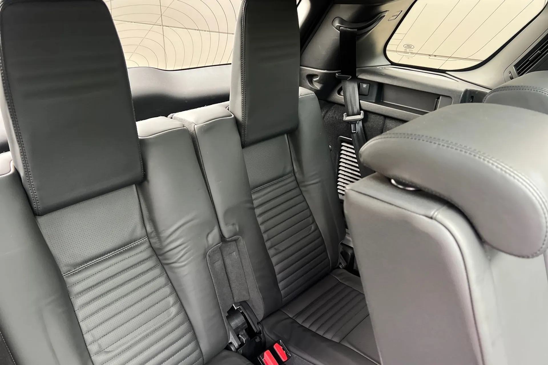 LAND ROVER DISCOVERY SPORT thumbnail image number 27