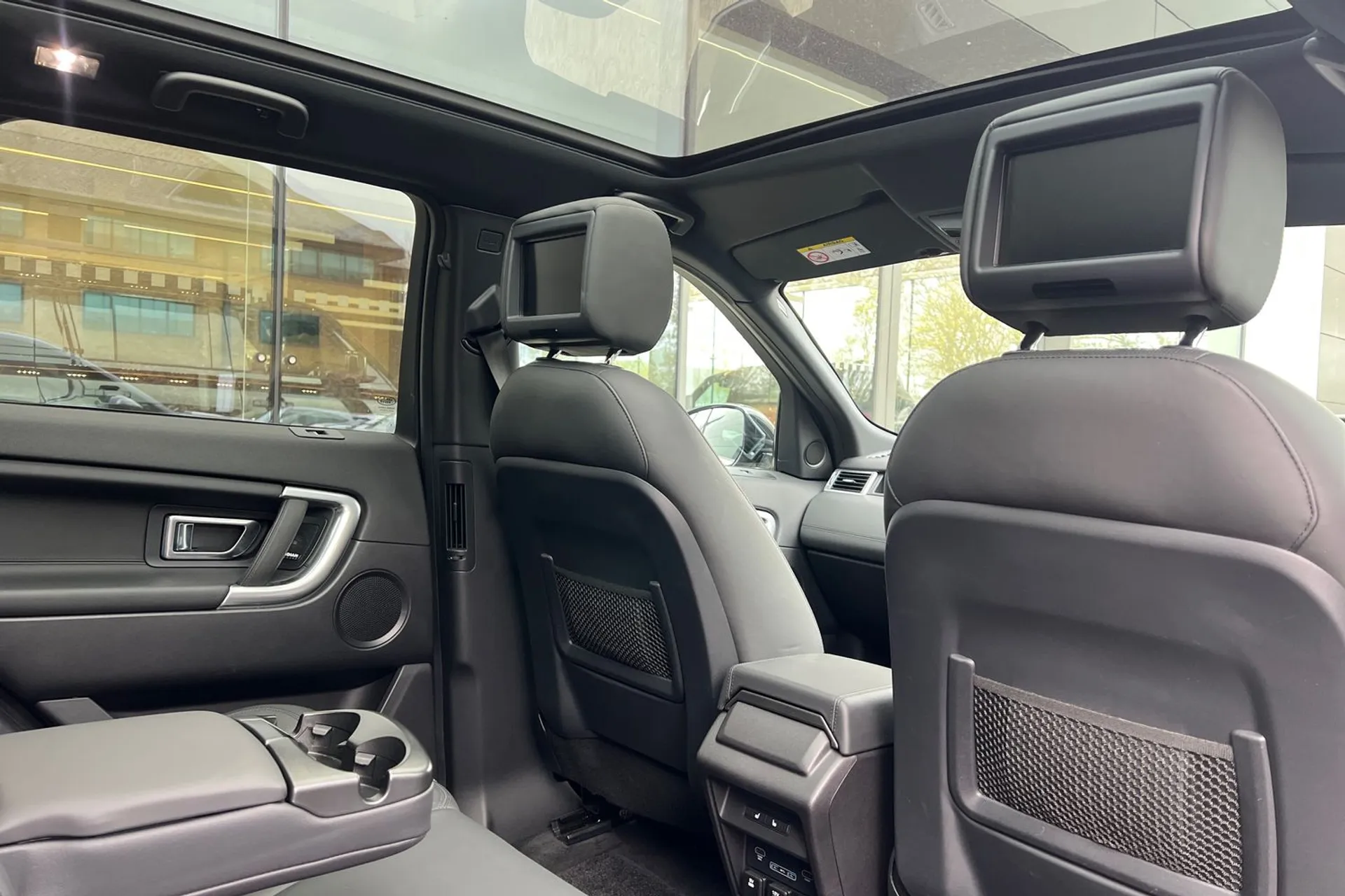 LAND ROVER DISCOVERY SPORT thumbnail image number 32