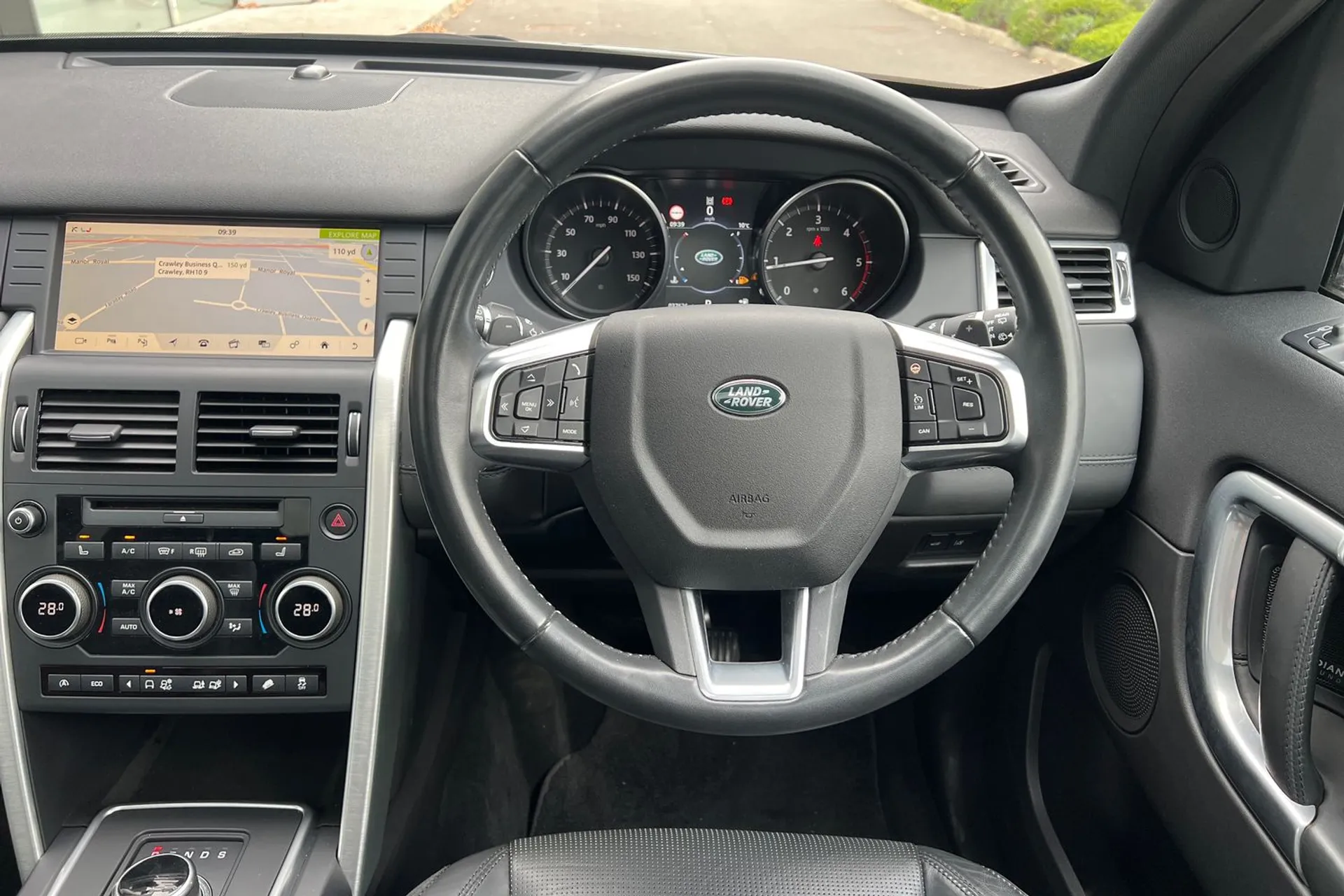 LAND ROVER DISCOVERY SPORT thumbnail image number 23