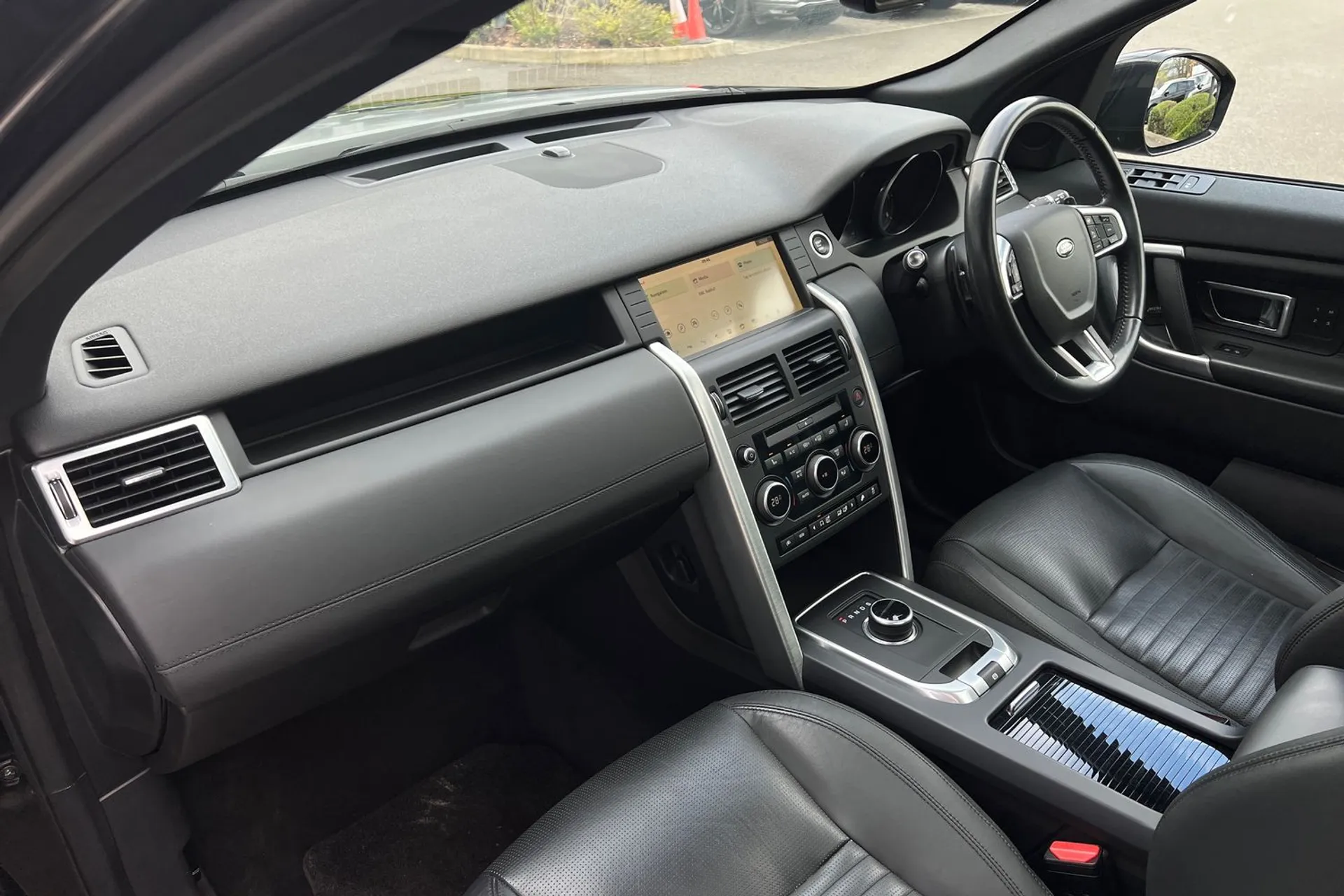 LAND ROVER DISCOVERY SPORT thumbnail image number 41