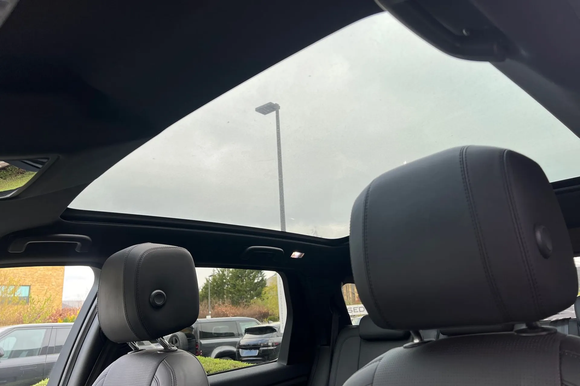 LAND ROVER DISCOVERY SPORT thumbnail image number 6