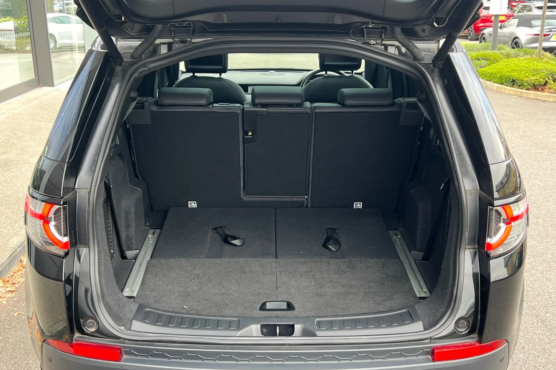 LAND ROVER DISCOVERY SPORT thumbnail image number 28