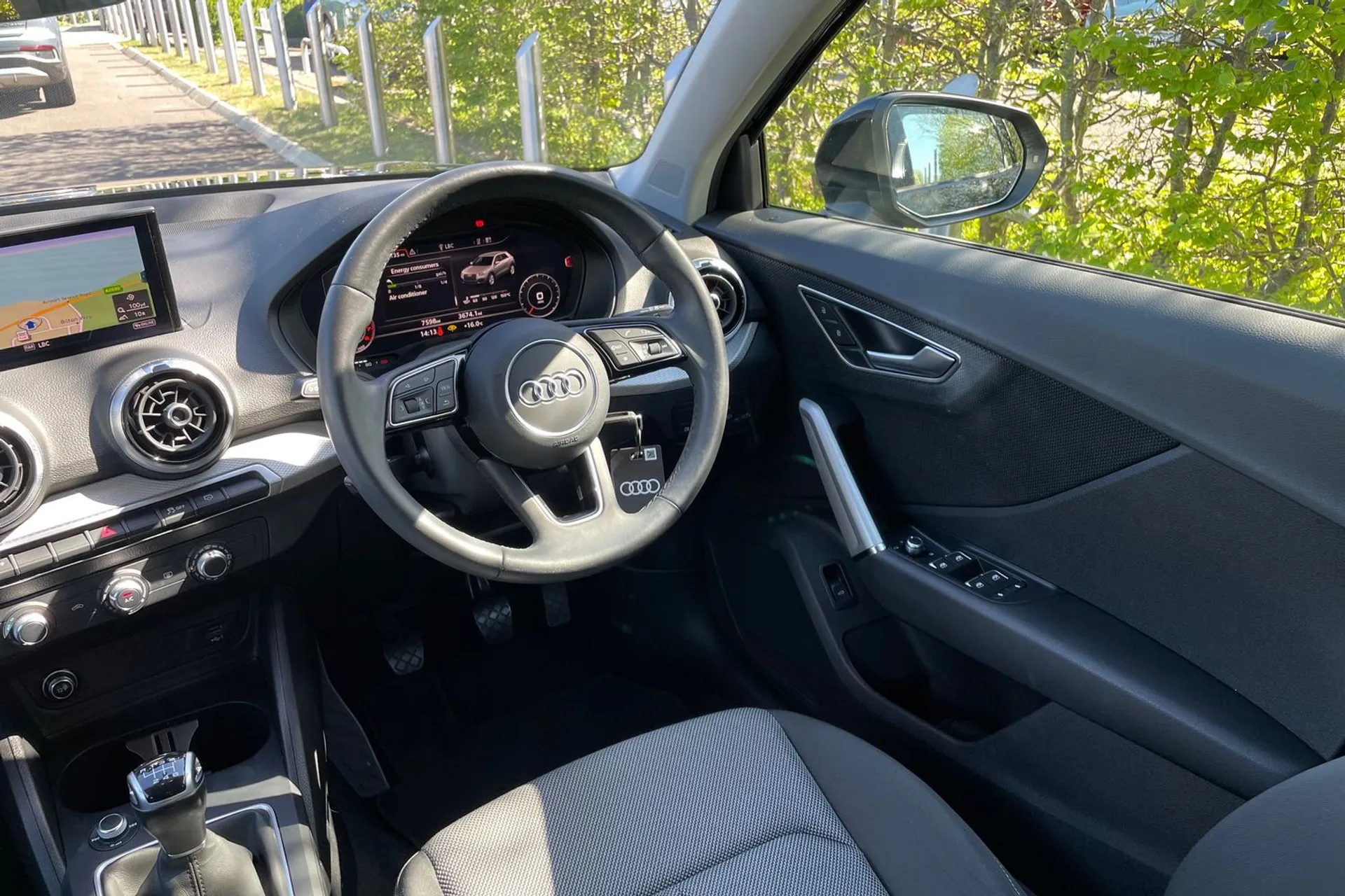 Audi Q2 thumbnail image number 37